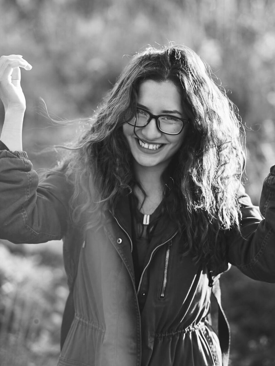 Fuji X Pro2 with xf 56mm f1.2 - Black and White Portrait Photography in Brooklyn New York around Prospect Part. Woman with glasses and a smile - Model: Andrea