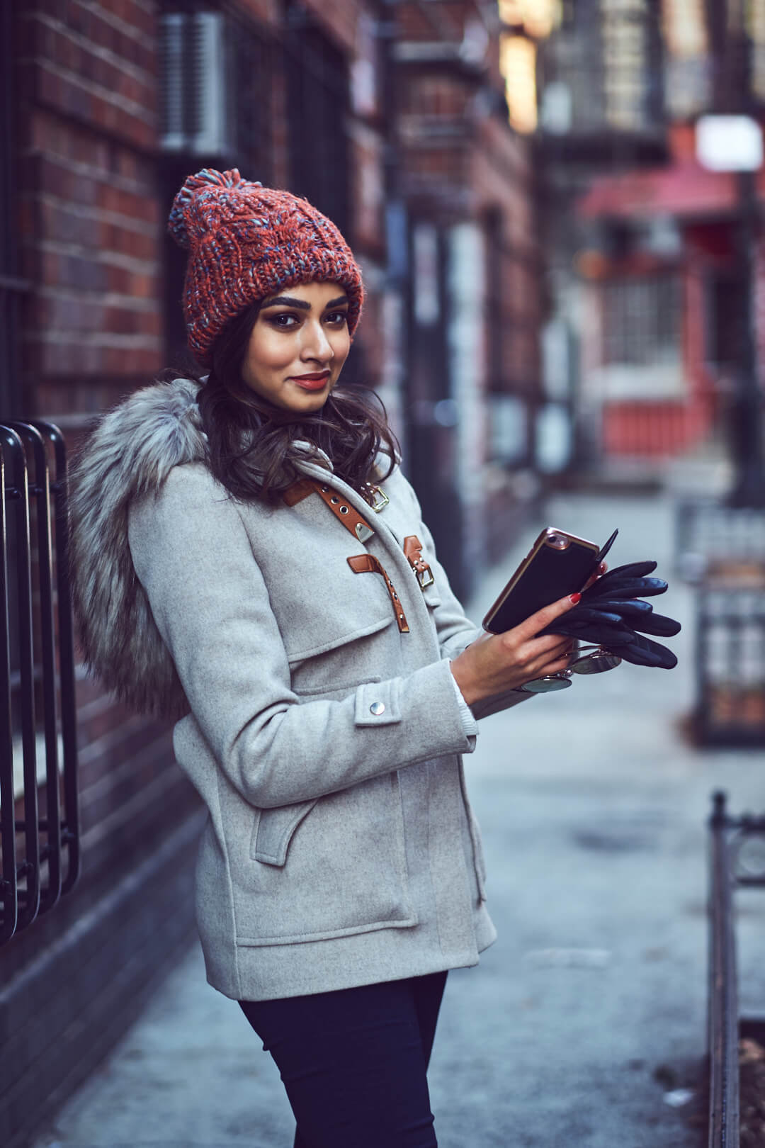 Fashion Photography Poses -Portrait Photography Poses - in Greenwich Village, New York - Model Poses - Fadia - Fuji X Pro2 with xf 56mm f1.2