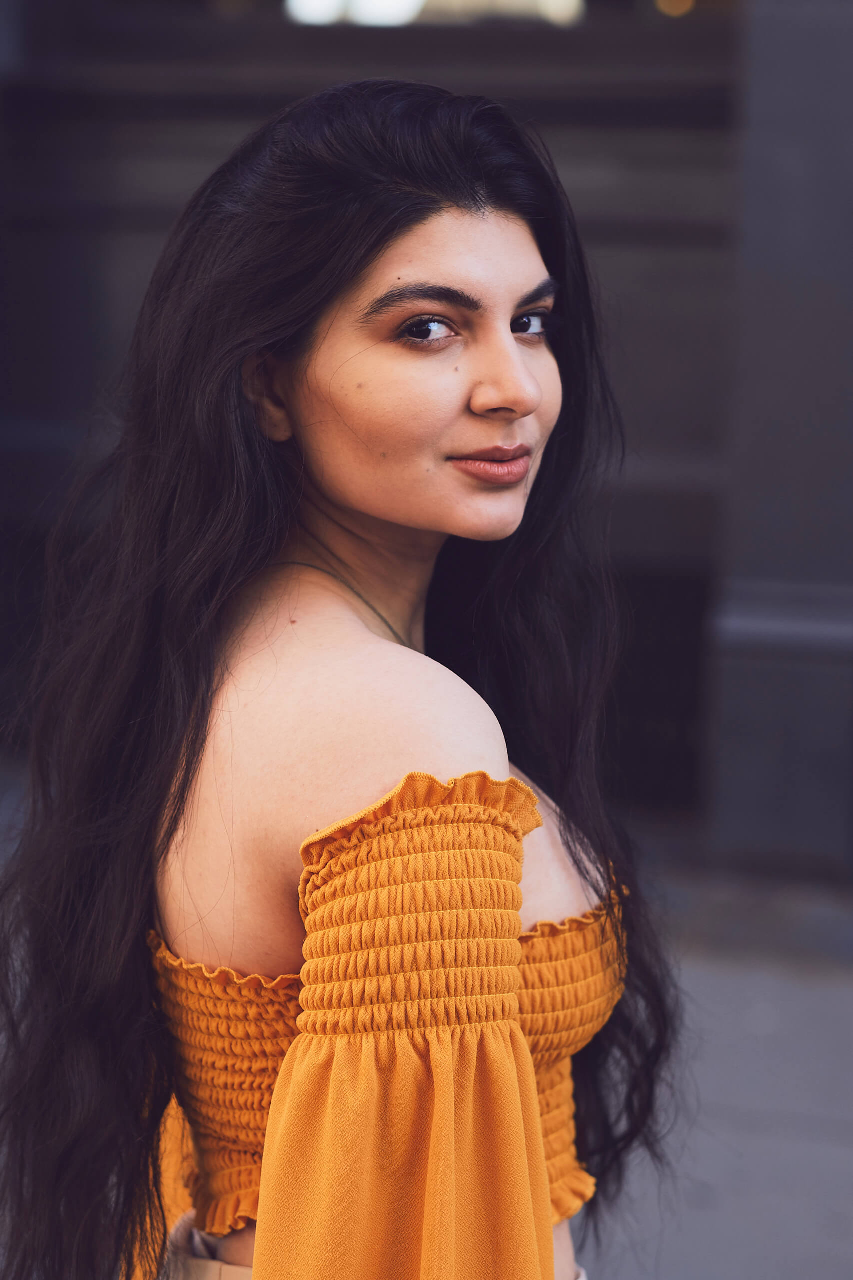 Beauty Photography Editorial in SoHo New York - Model Poses - Hiba - Fuji X Pro2 with xf 56mm f1.2