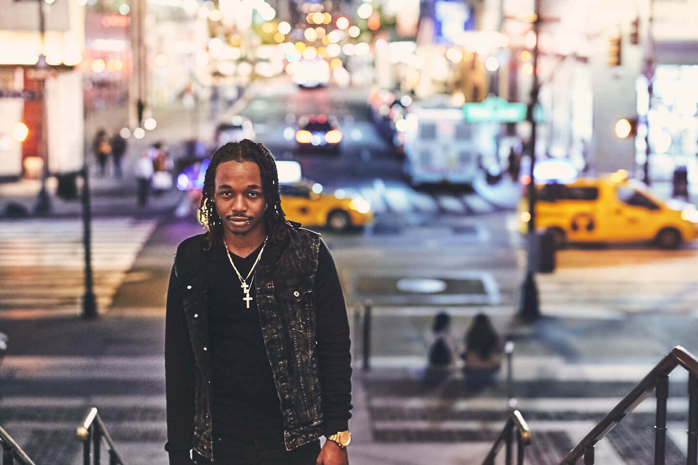 Fuji X Pro2 with xf 56mm f1.2 - New York portrait photography at Bryant Park - Model: Idris