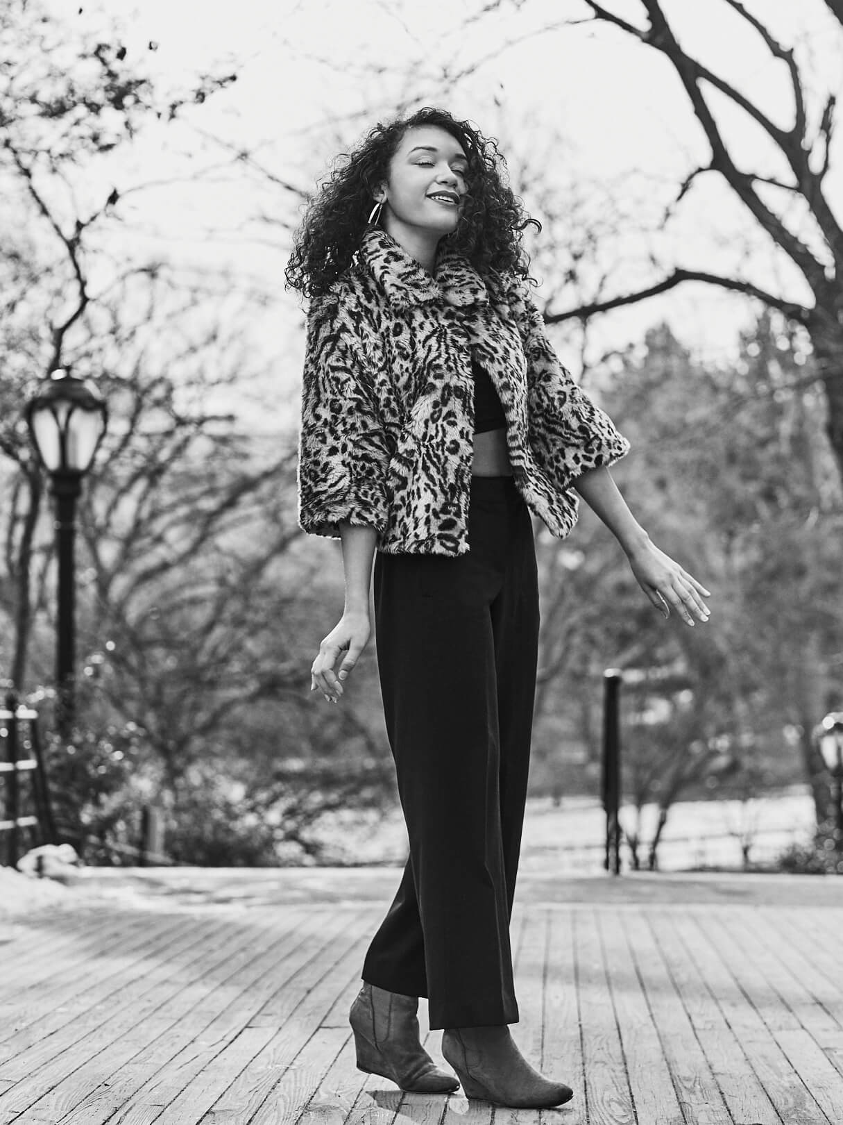 Fuji X Pro2 with xf 56mm f1.2 - Black and White Women's Fashion Photography in Central Park - Woman with leopard print jacket - Model: Jess