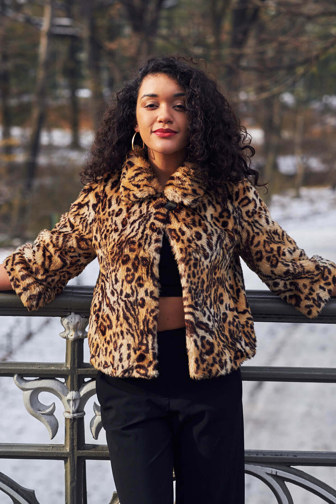 Fuji X Pro2 with xf 56mm f1.2 - Women's Fashion Photography in Central Park - Woman with leopard print jacket - Model: Jess