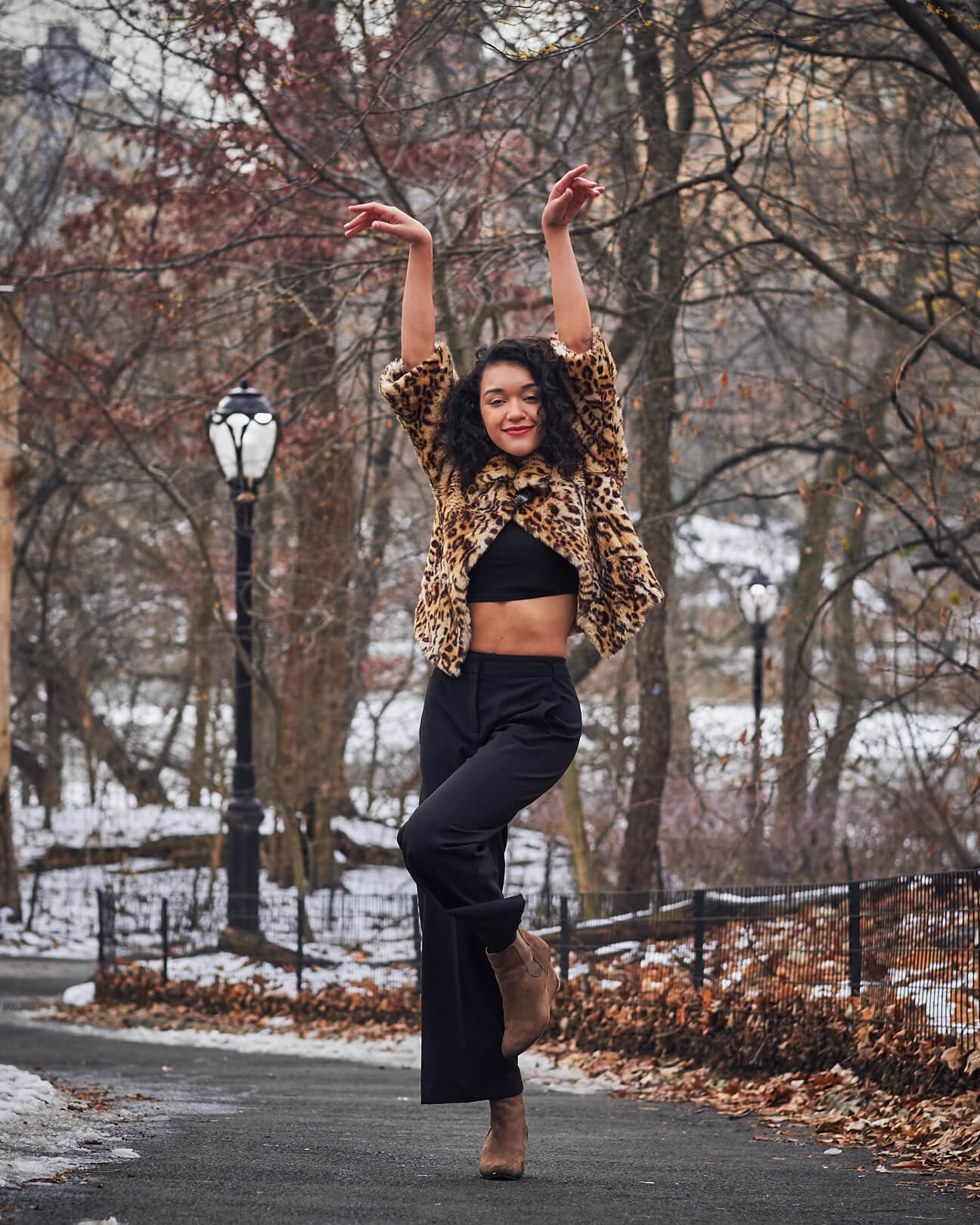 Fuji X Pro2 with xf 56mm f1.2 - Women's Fashion Photography in Central Park - Woman with leopard print jacket - Model: Jess