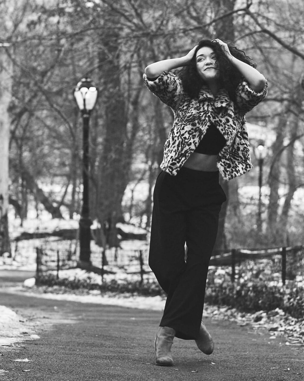 Fuji X Pro2 with xf 56mm f1.2 - Black and White Women's Fashion Photography in Central Park - Woman with leopard print jacket - Model: Jess