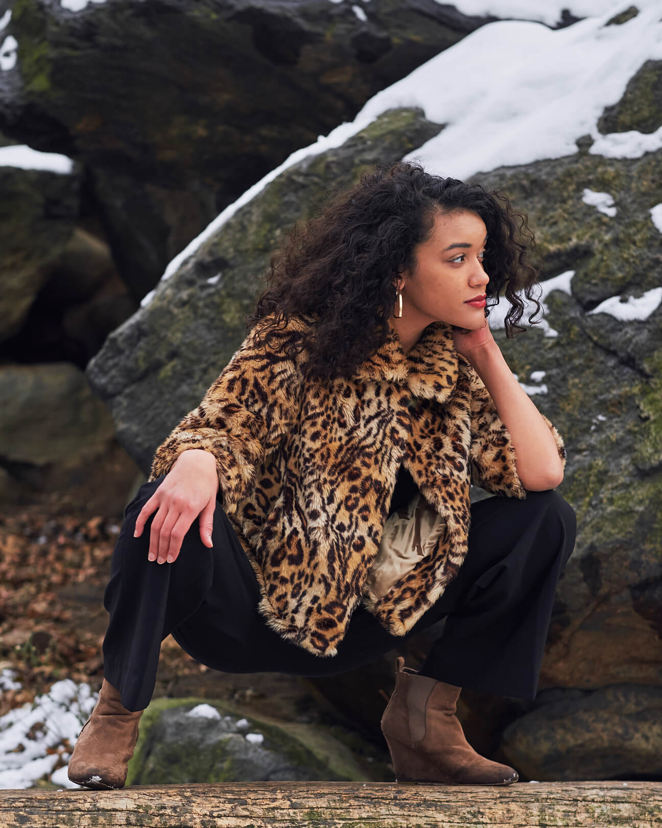 Fuji X Pro2 with xf 56mm f1.2 - Women's Fashion Photography in Central Park - Woman with leopard print jacket - Model: Jess