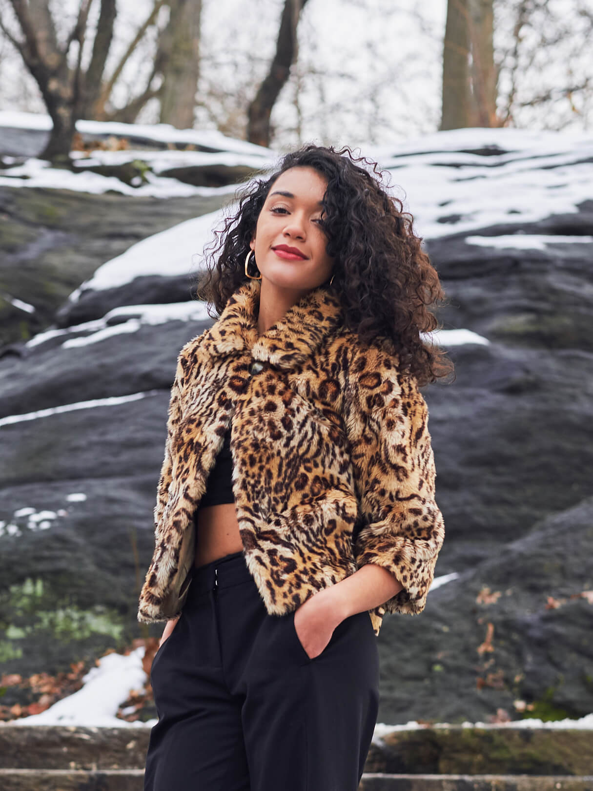 Fuji X Pro2 with xf 56mm f1.2 - Women's Fashion Photography in Central Park - Woman with leopard print jacket - Model: Jess