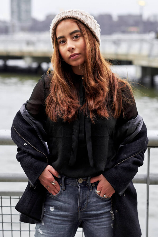 Fuji X Pro2 with xf 56mm f1.2 - Portrait Lifestyle Photography with fashion model Joselyn at New York Riverside Park