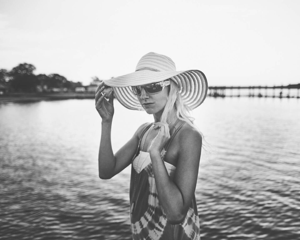 Fuji X Pro2 with xf 16mm f1.4 - Black and White sunset portrait photography in Belmar with model Katie