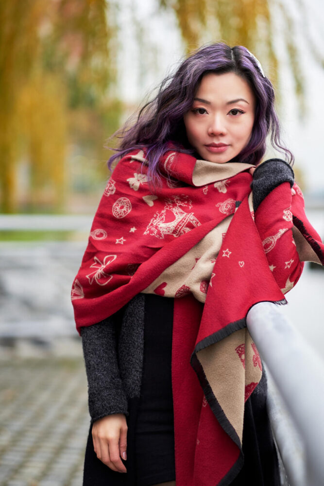 Fuji X Pro2 with xf 56mm f1.2 - Asian woman with scarf - Portrait Fashion Photography in Riverside Park New York - Model: LisePro2 with Fujinon xf 56mm 1.2 - Asian woman with scarf - Portrait Fashion Photography in Riverside Park New York - Model: Lise