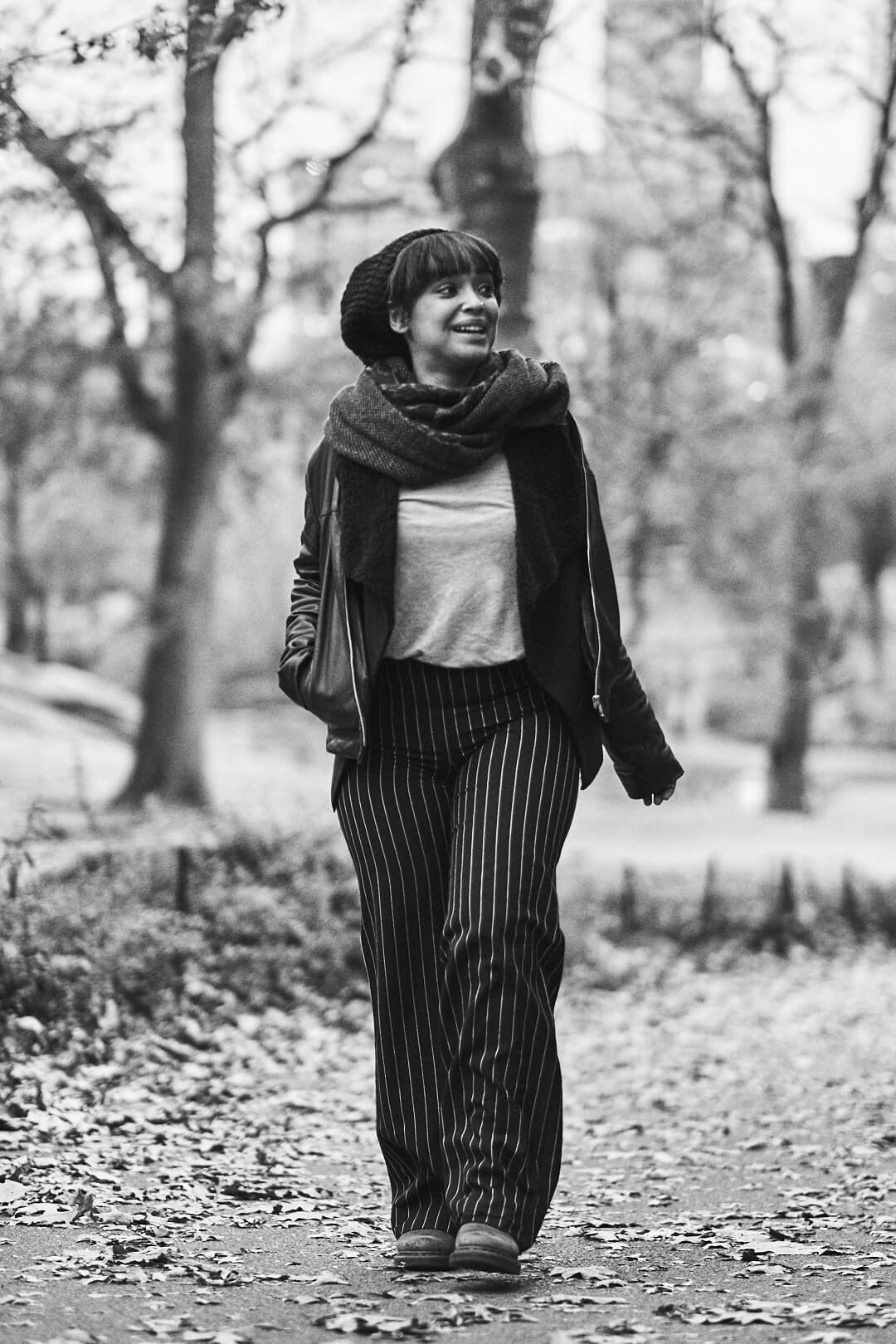 Fuji X Pro2 with xf 56mm f1.2 - Black and White Photography Storytelling - Women's fashion portrait photography in Central Park New York - Model: Lulu