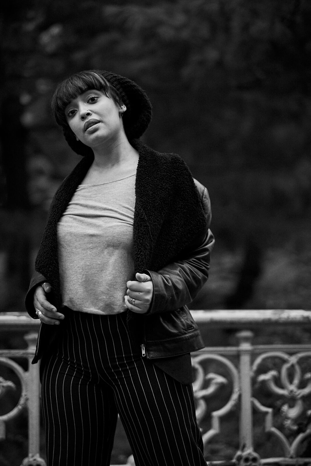 Fuji X Pro2 with xf 56mm f1.2 - Black and White Photography Storytelling - Women's fashion portrait photography in Central Park New York - Model: Lulu