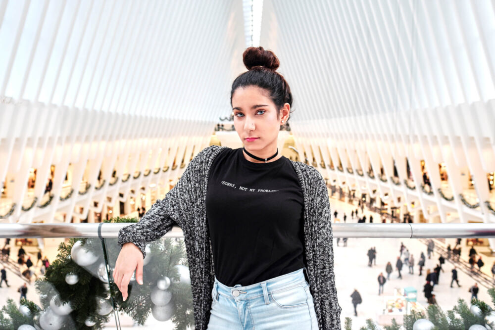 Fuji X Pro2 with xf 16mm f1.4 - Portrait Photography inside the Oculus - Model: Natalia