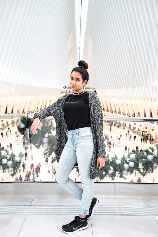 Fuji X Pro2 with xf 16mm f1.4 - Portrait Photography inside the Oculus - Model: Natalia