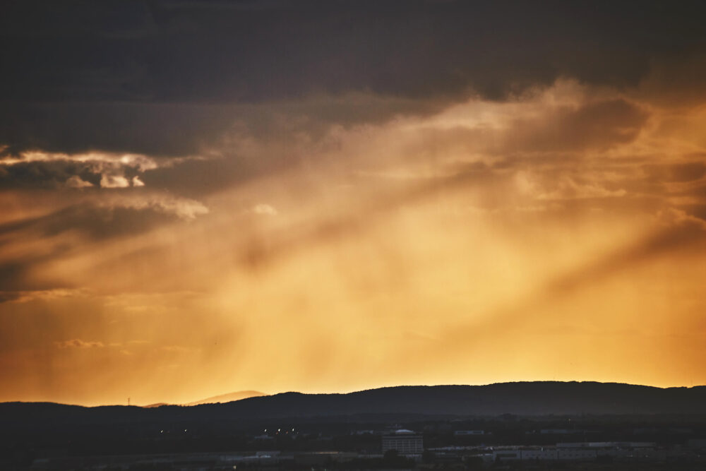 Canon 5D Mark iii with 70-300mm 4/5.6 - Sunset on Balcony in Montreal