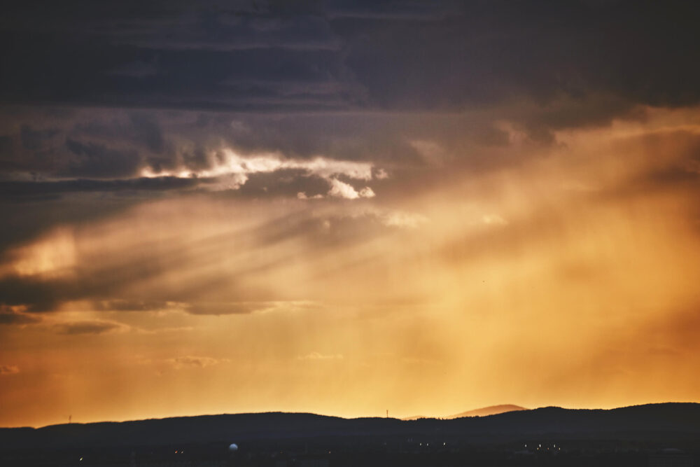 Canon 5D Mark iii with 70-300mm 4/5.6 - Sunset on Balcony in Montreal