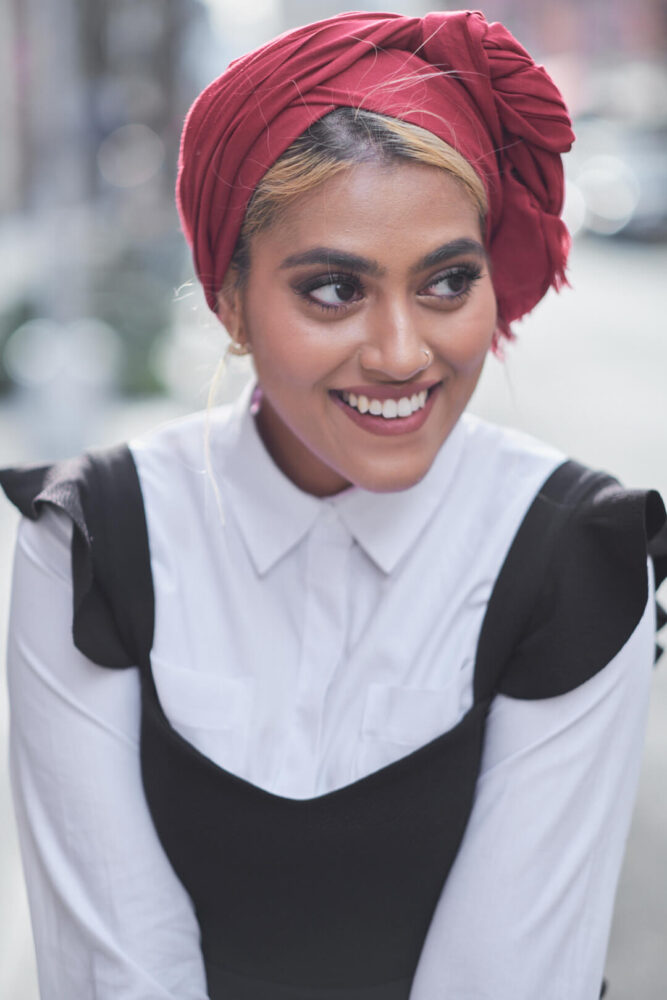 Portrait Photography Poses - Desi Fashion Photography Poses - Washington Square Park, New York - Model Poses - Syeda - Fuji X Pro2 with xf 56mm f1.2