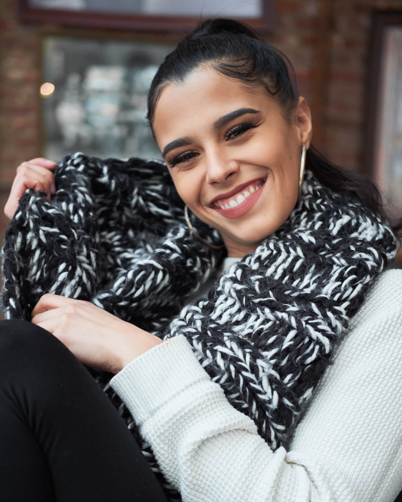 Emily - Flatiron District - Fashion Photography Poses - New York - Woman with a scarf and sunglasses - Portrait Photography Poses - Fuji X Pro2 with xf 56mm f1.2