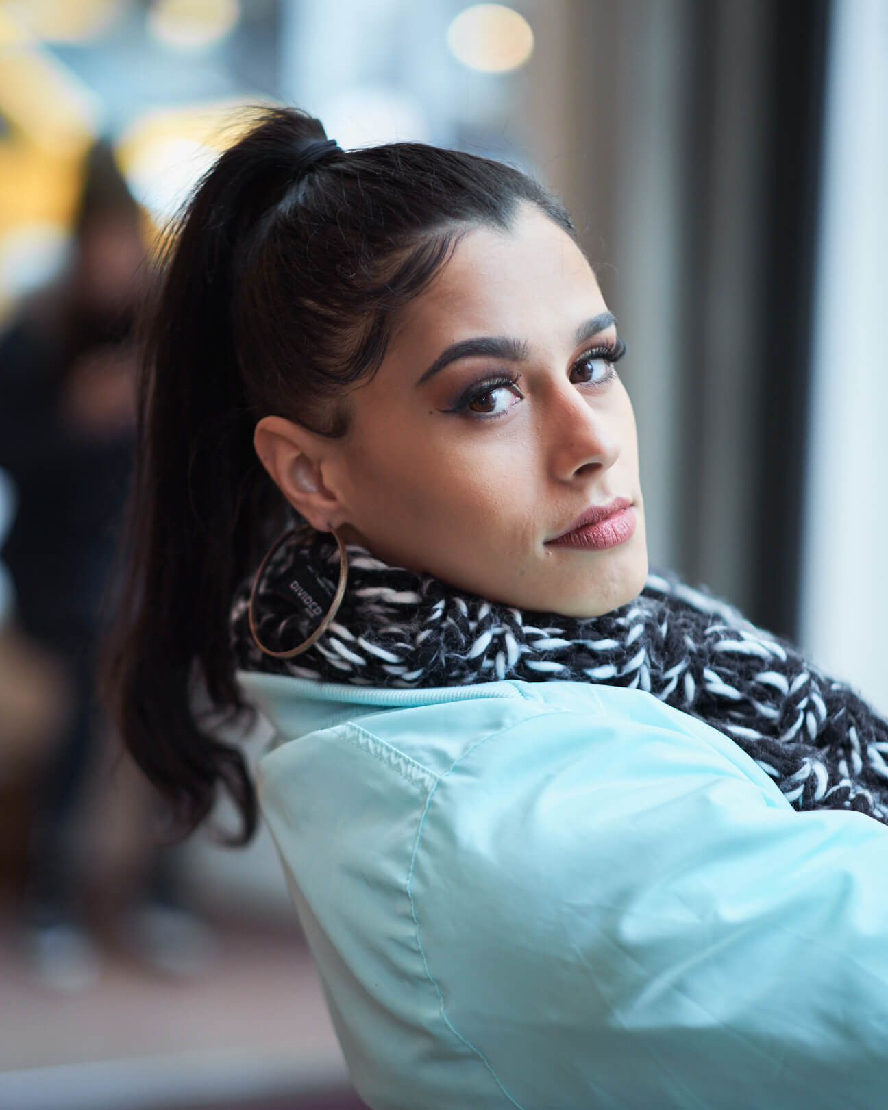 Emily - Flatiron District - Fashion Photography Poses - New York - Woman with a scarf and sunglasses - Portrait Photography Poses - Fuji X Pro2 with xf 56mm f1.2