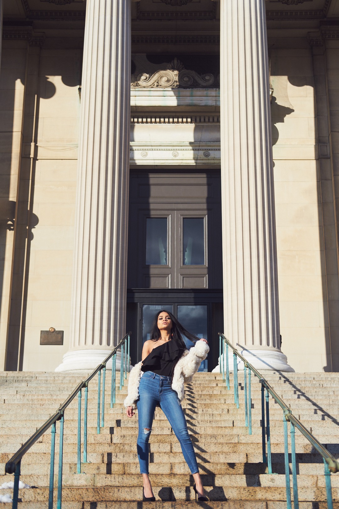 Fashion Photography Poses - Lifestyle Photography Woman - Maesha Morningside Park - Columbia University - Model Poses - Maesha - Fuji X Pro2 with xf 16mm f1.4