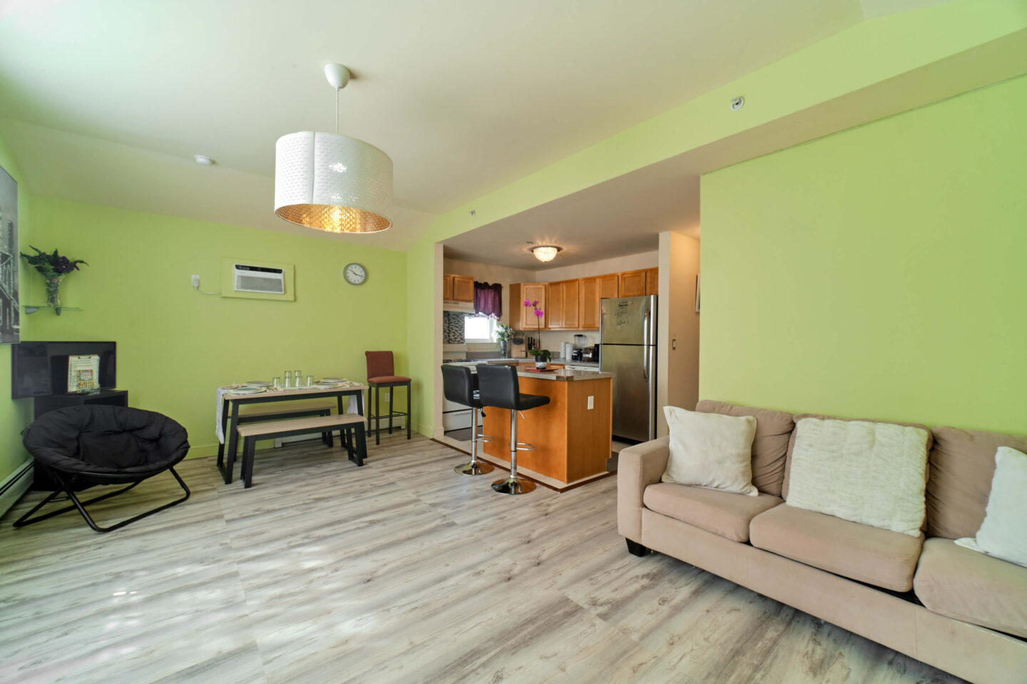 101 Dolphin Ct, Bronx, NY 10473 - Real Estate Photography, AirBnB Photography