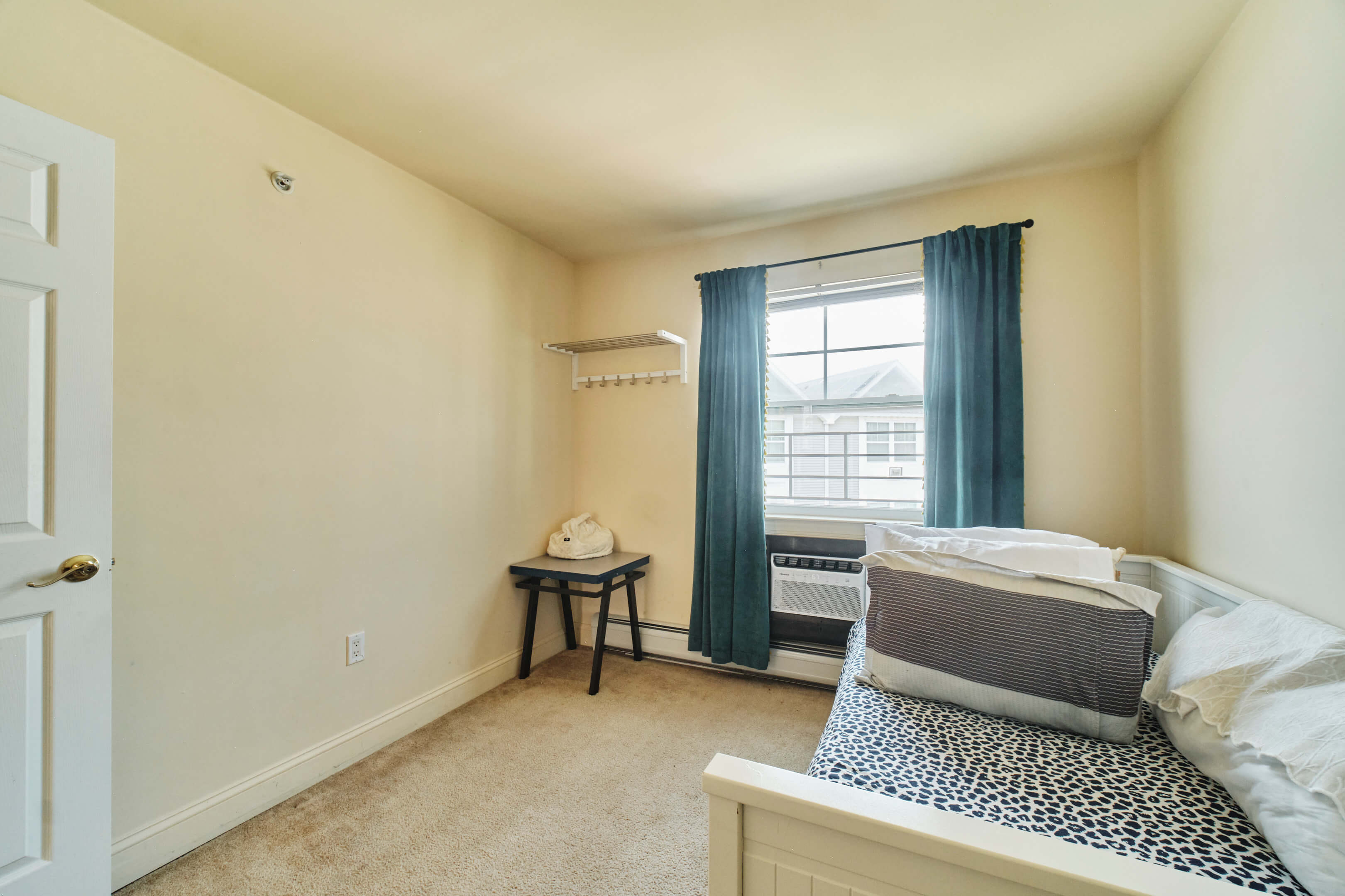 101 Dolphin Ct, Bronx, NY 10473 - Real Estate Photography, AirBnB Photography
