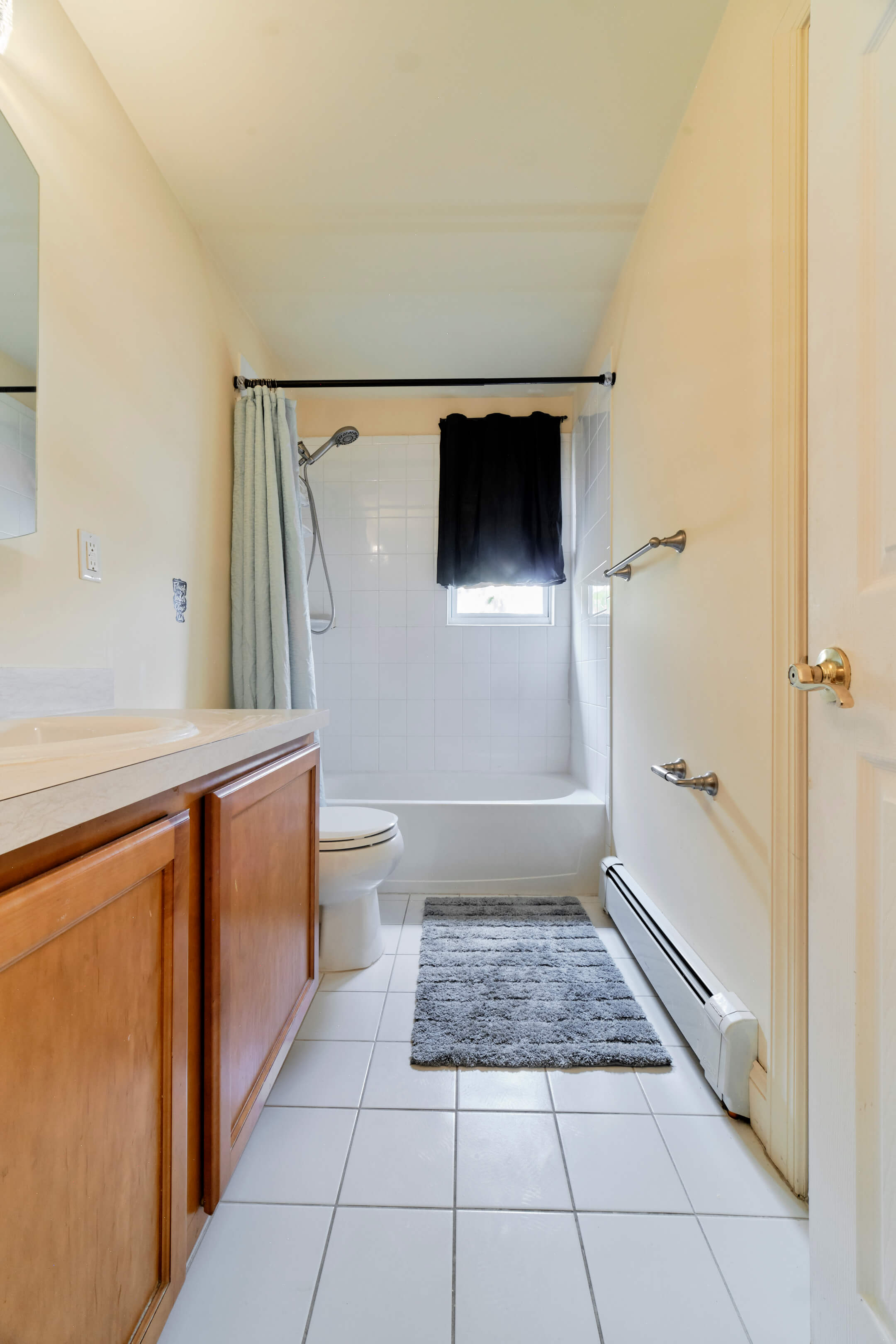 101 Dolphin Ct, Bronx, NY 10473 - Real Estate Photography, AirBnB Photography