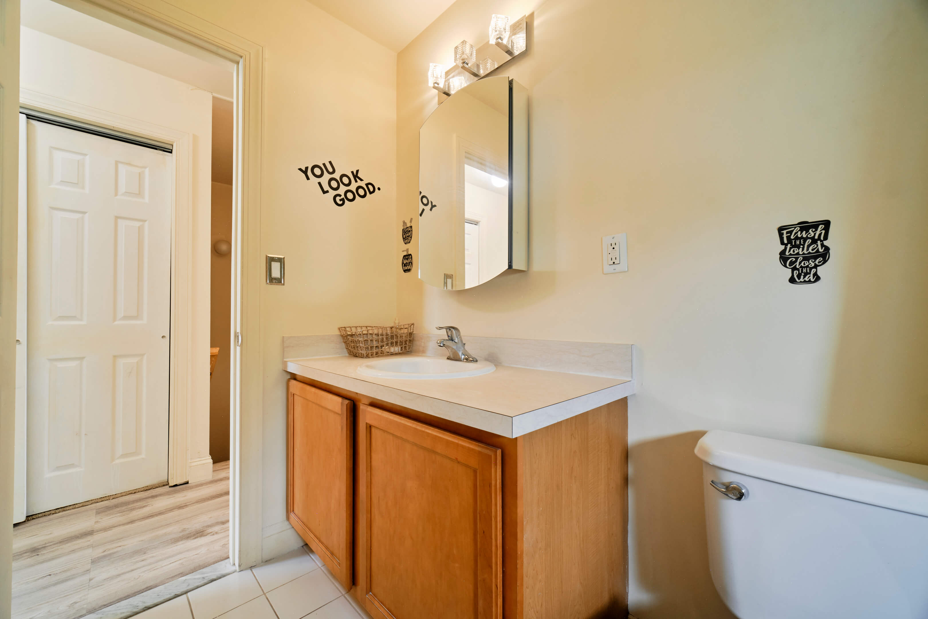 101 Dolphin Ct, Bronx, NY 10473 - Real Estate Photography, AirBnB Photography