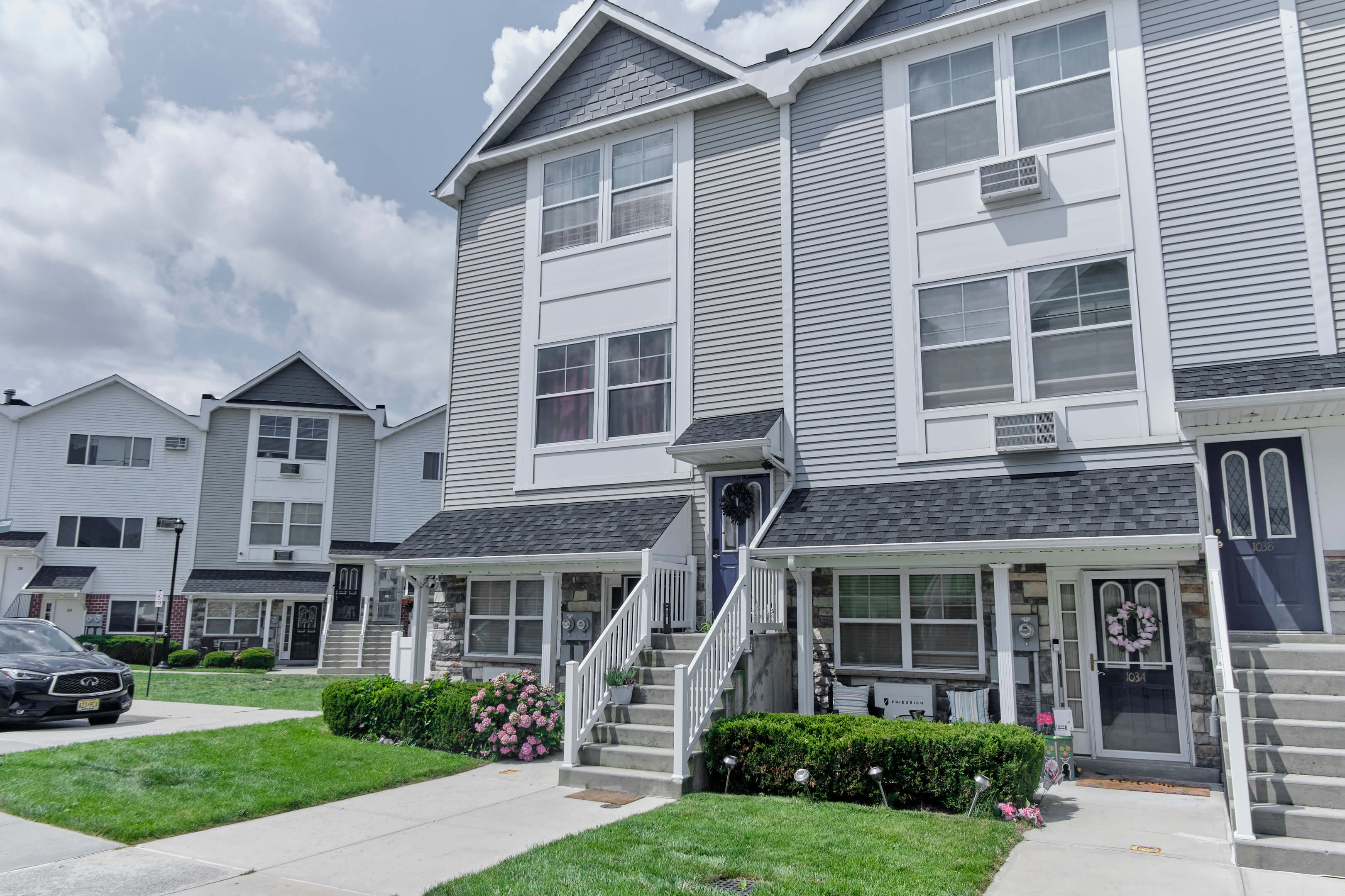 101 Dolphin Ct, Bronx, NY 10473 - Real Estate Photography, AirBnB Photography