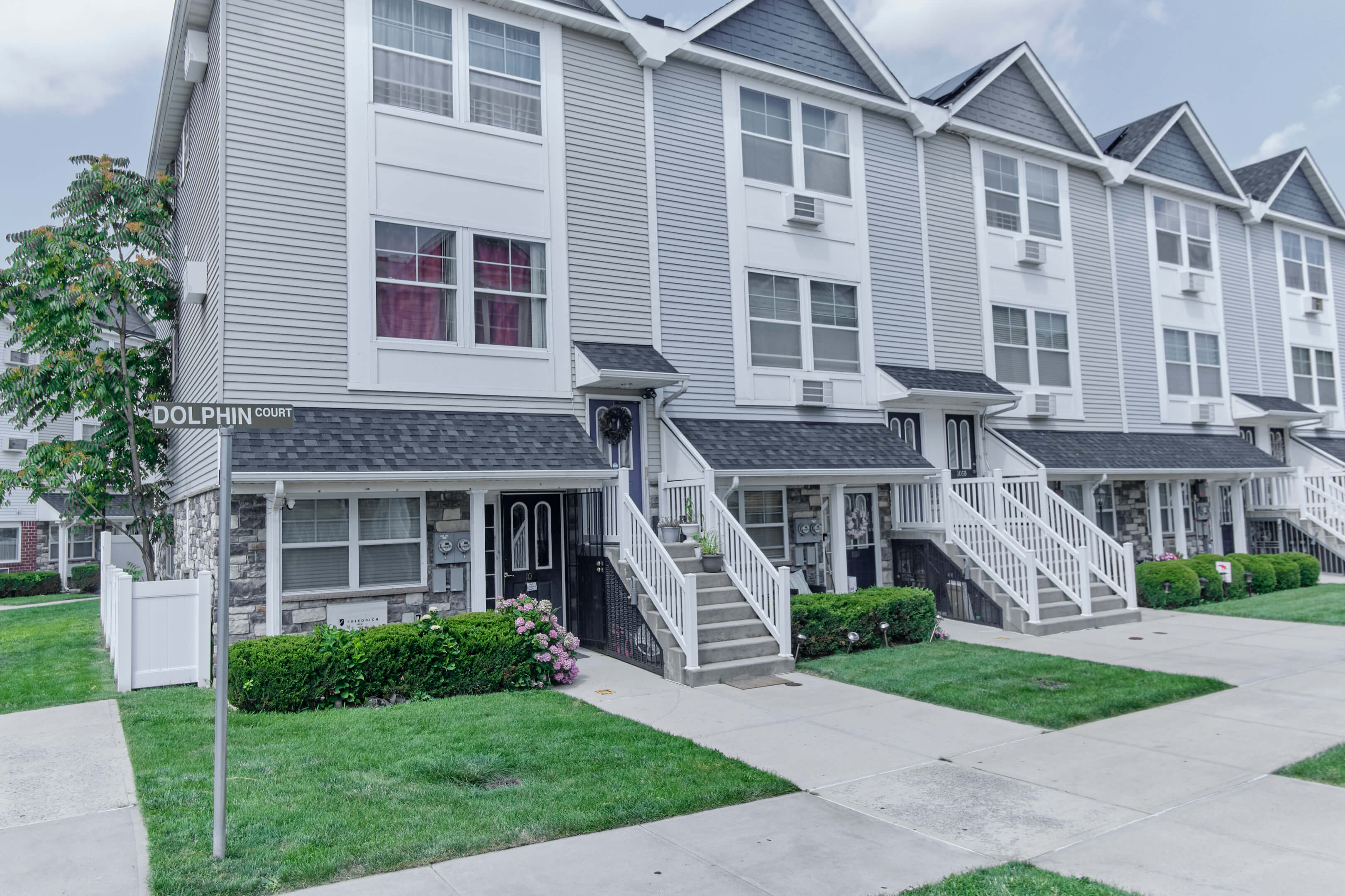 101 Dolphin Ct, Bronx, NY 10473 - Real Estate Photography, AirBnB Photography