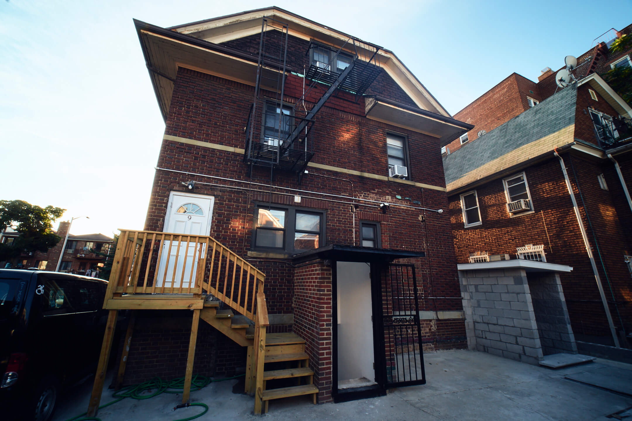 41-32 76th St, East Elmhurst, NY 11373 - Real Estate Photography - AirBnB Listing