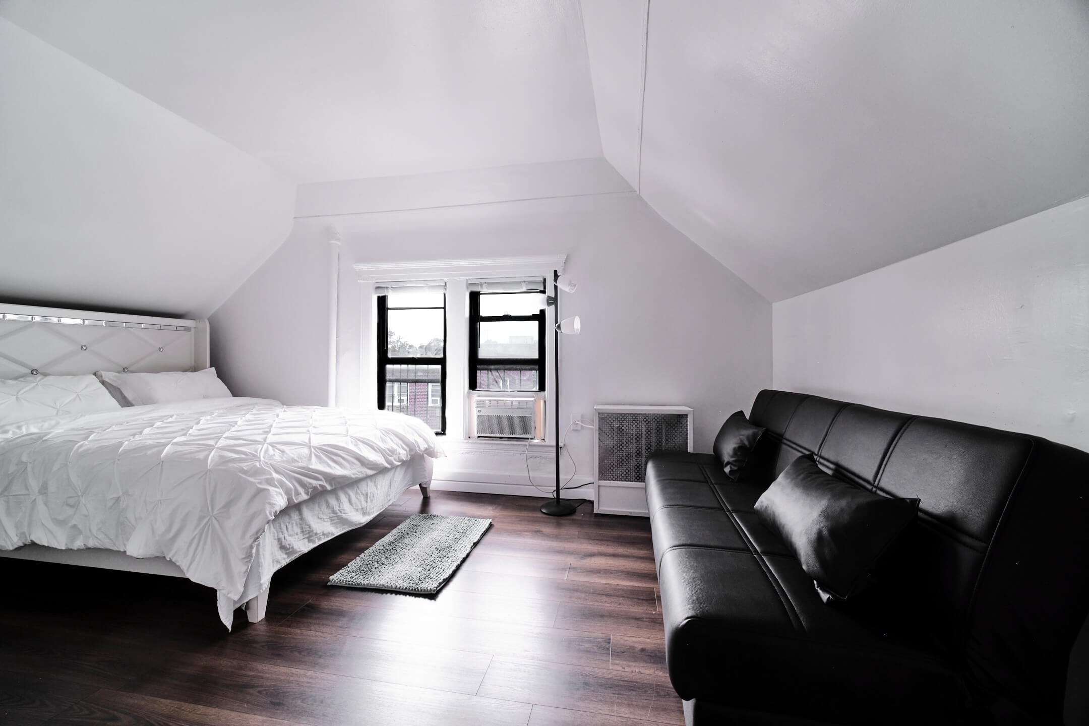 41-32 76th St, East Elmhurst, NY 11373 - Apt 7 - Real Estate Photography - AirBnB Listing