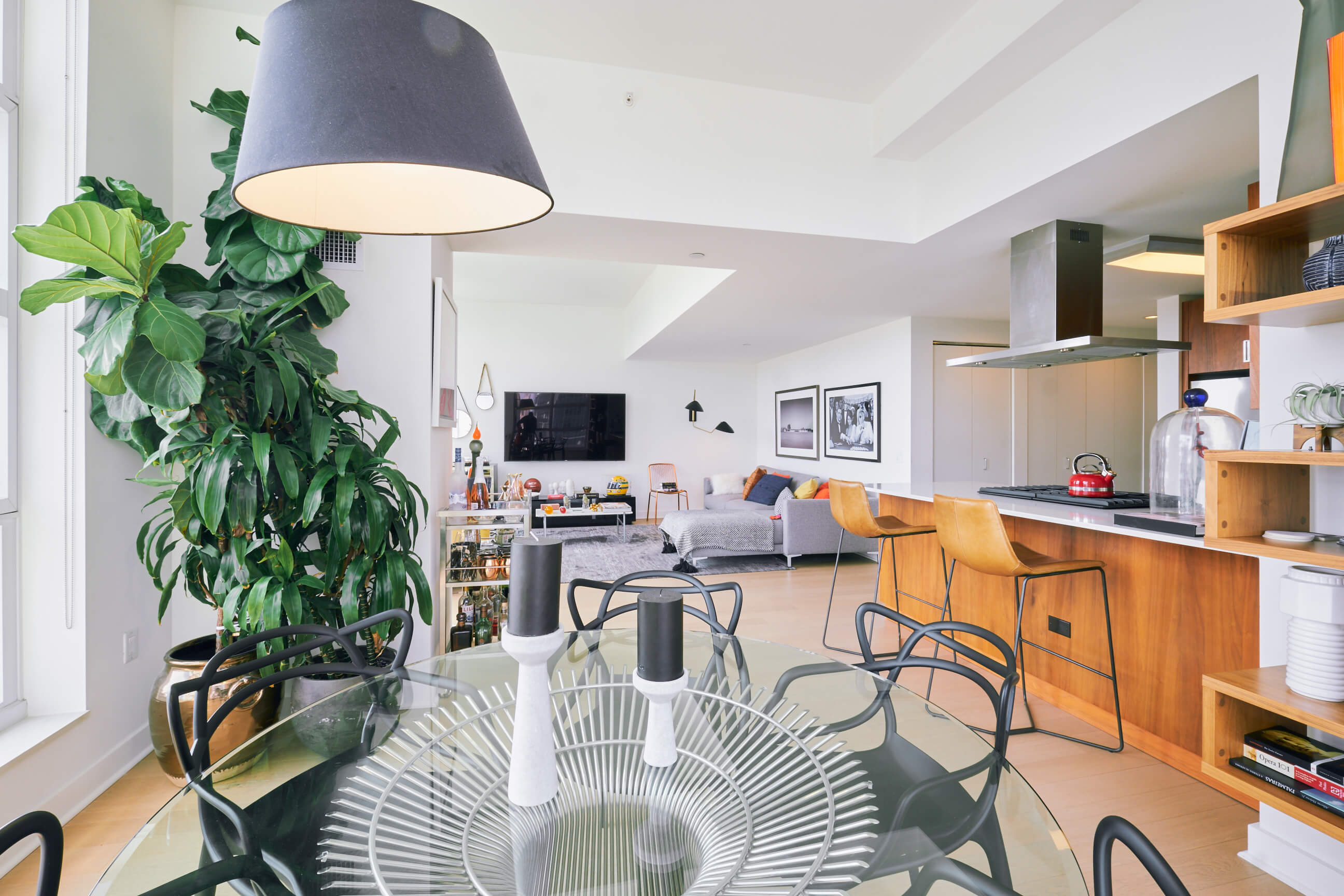 Igor - Abington House Apartments - Real Estate Photography - 500 West 30th Street, New York, NY 10001