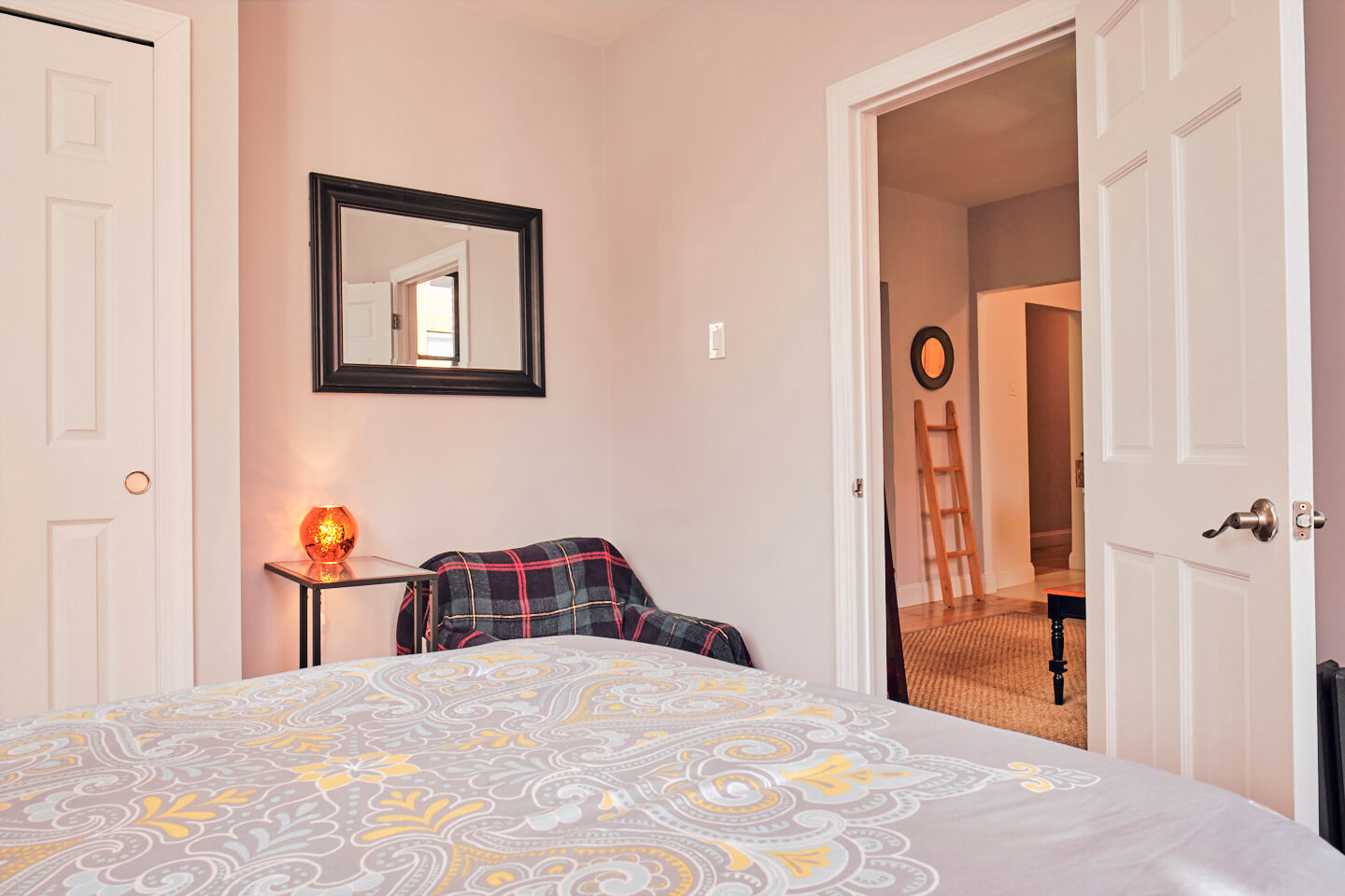 2W_111th_street - Bedroom - airBnB Photography