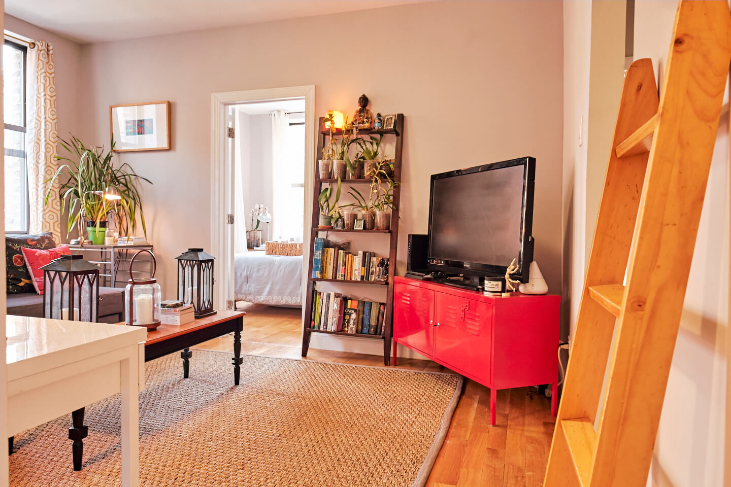2W_111th_street - Livingroom - airBnB Photography