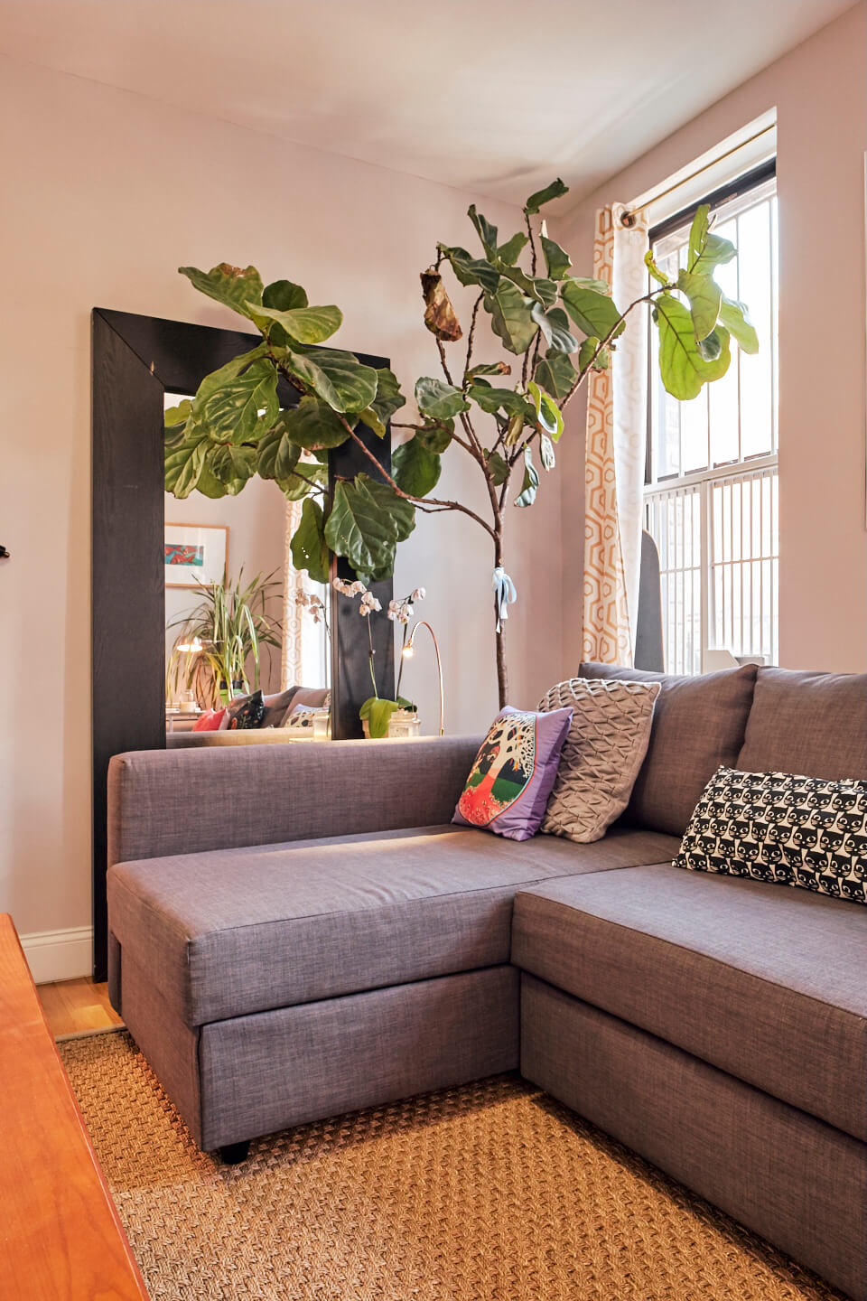2W_111th_street - Livingroom - airBnB Photography