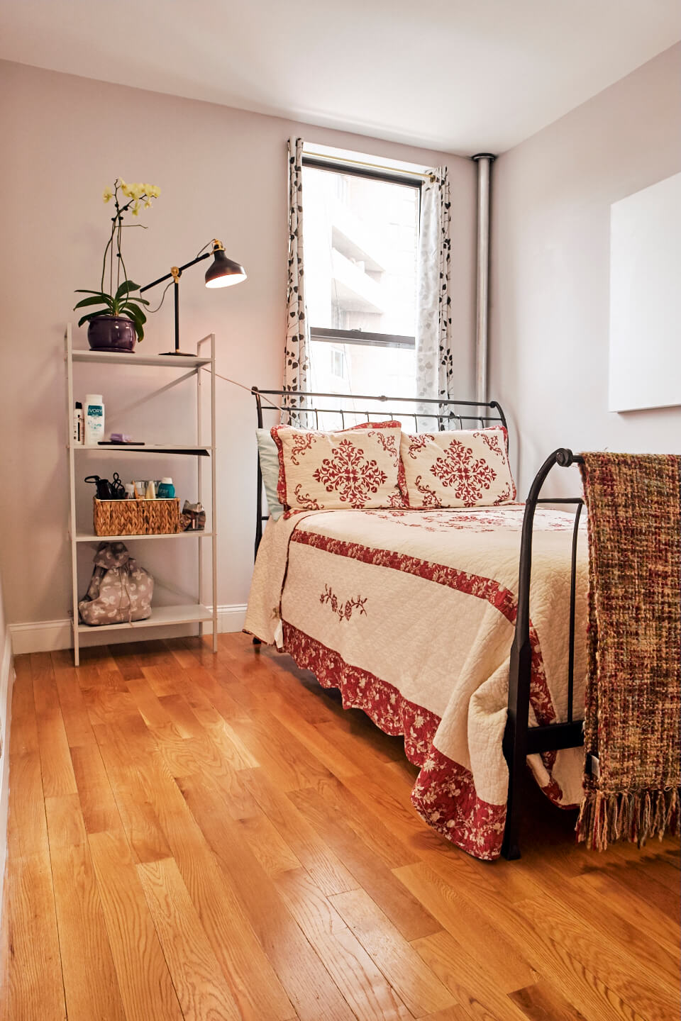 2W_111th_street - Bedroom - airBnB Photography
