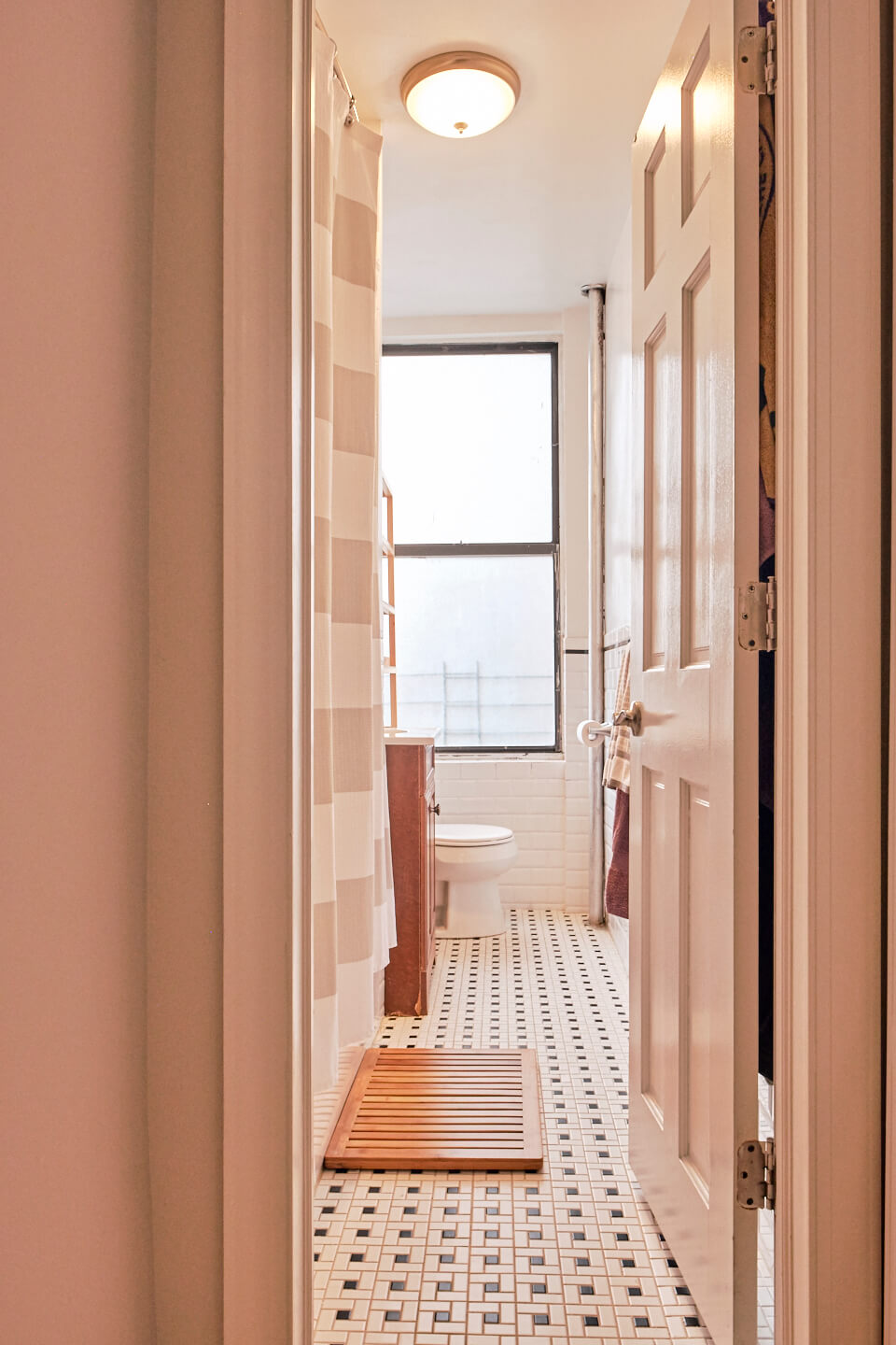 2W_111th_street - Bathroom - airBnB Photography