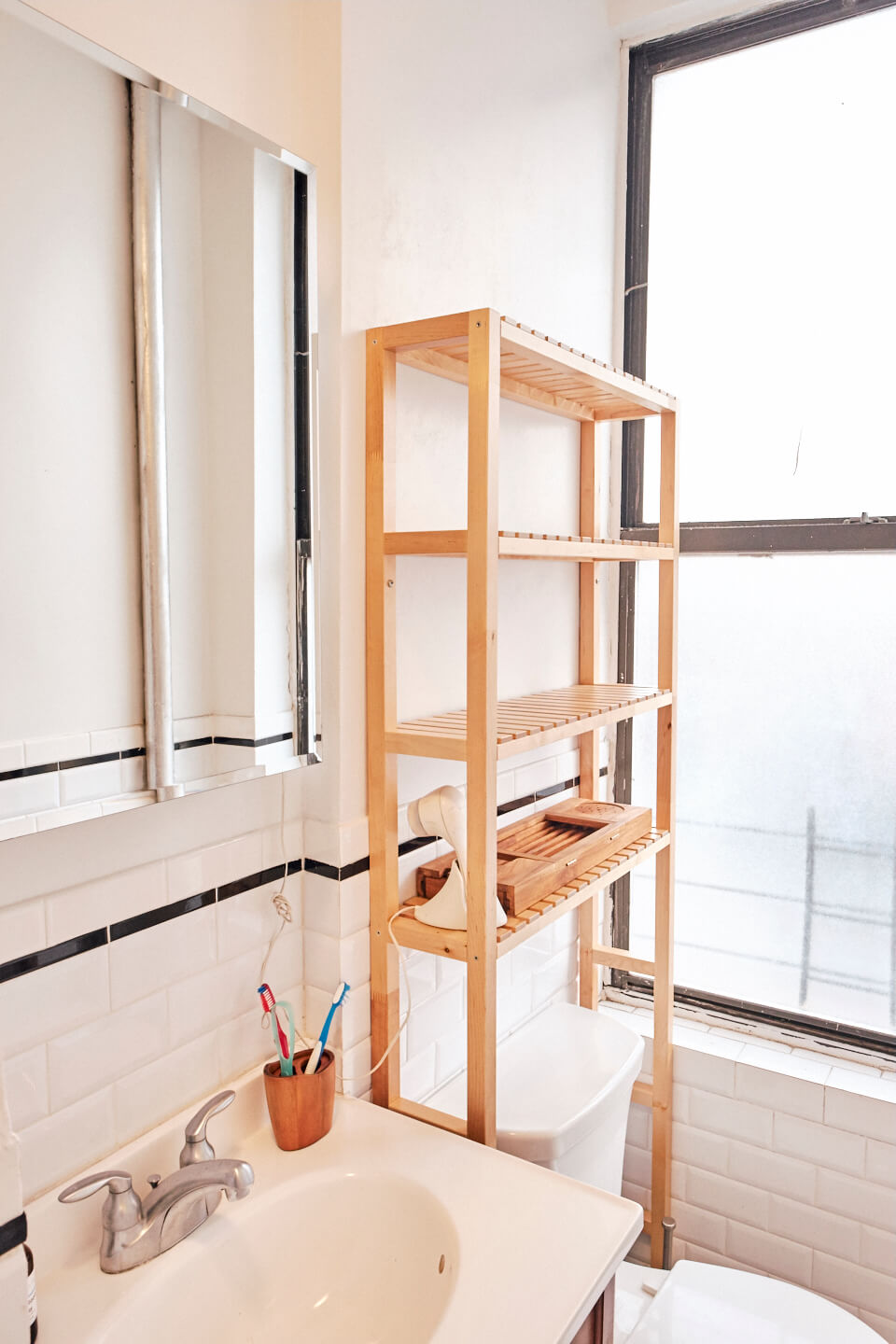 2W_111th_street - Bathroom Accessories - airBnB Photography