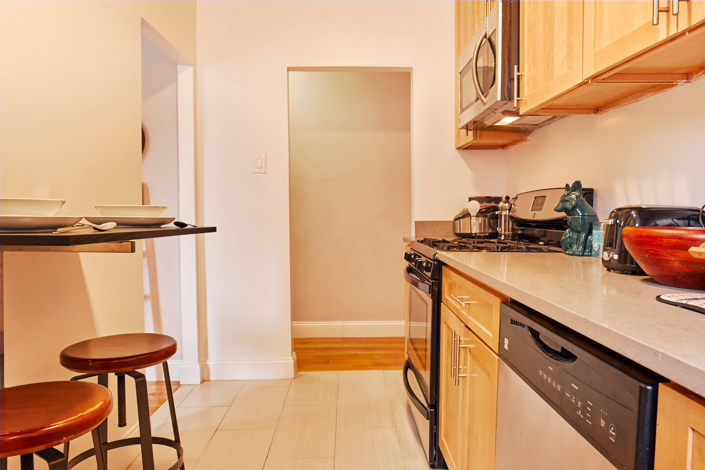 2W_111th_street - Kitchen - airBnB Photography