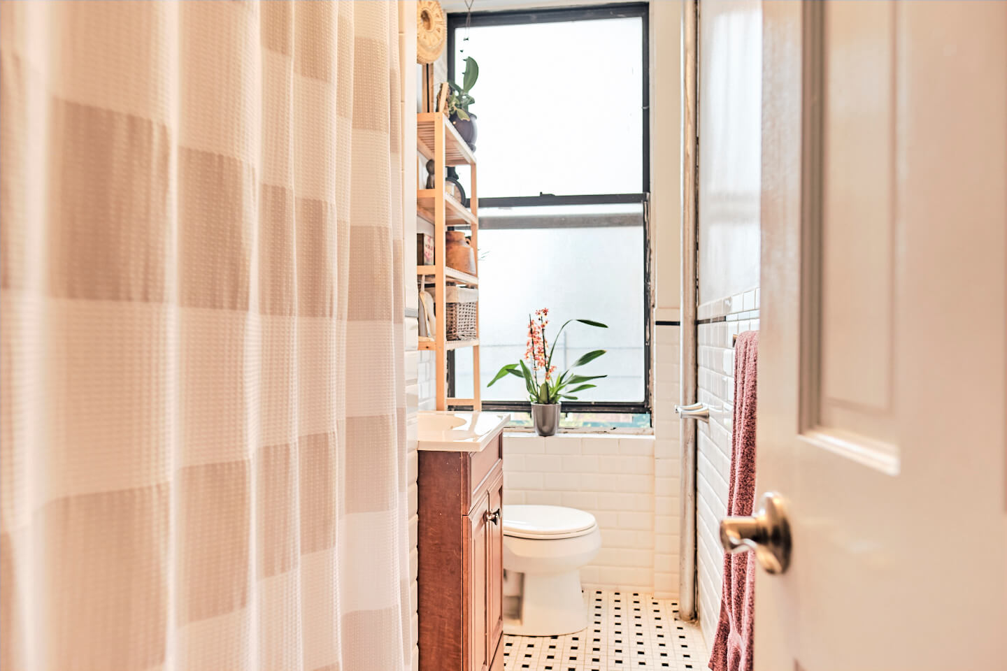 2W_111th_street - Bathroom - airBnB Photography