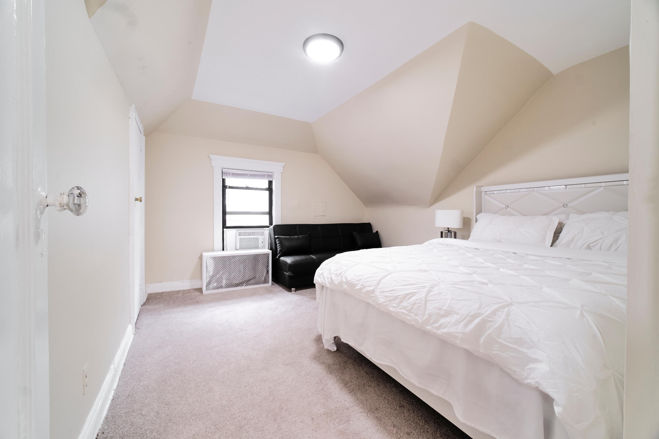 41-32 76th St, East Elmhurst, NY 11373 - Apt 8 - Real Estate Photography - AirBnB Listing