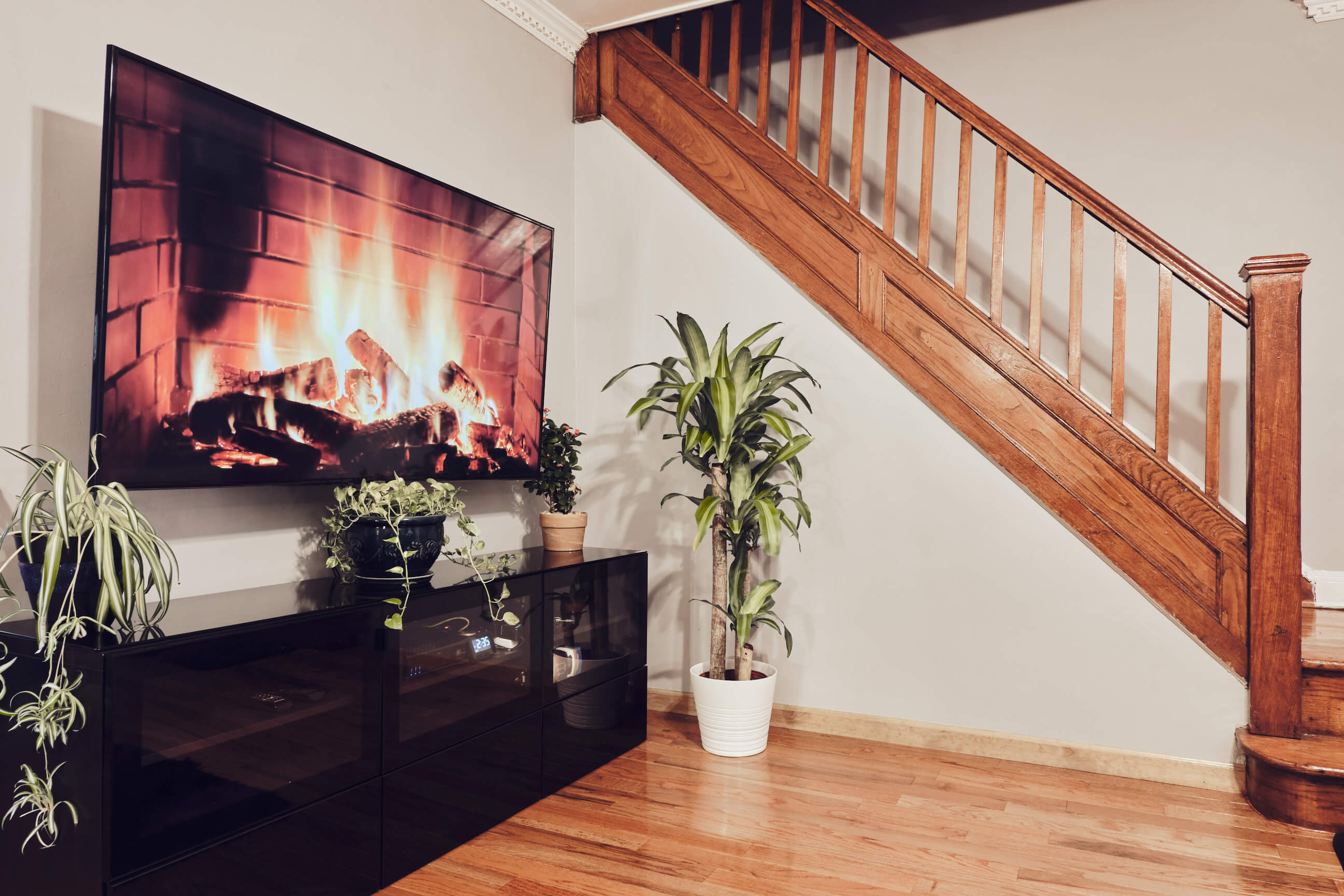 3204 77th St, East Elmhurst, NY 11370 - AirBnb - Real Estate - Interior Photography