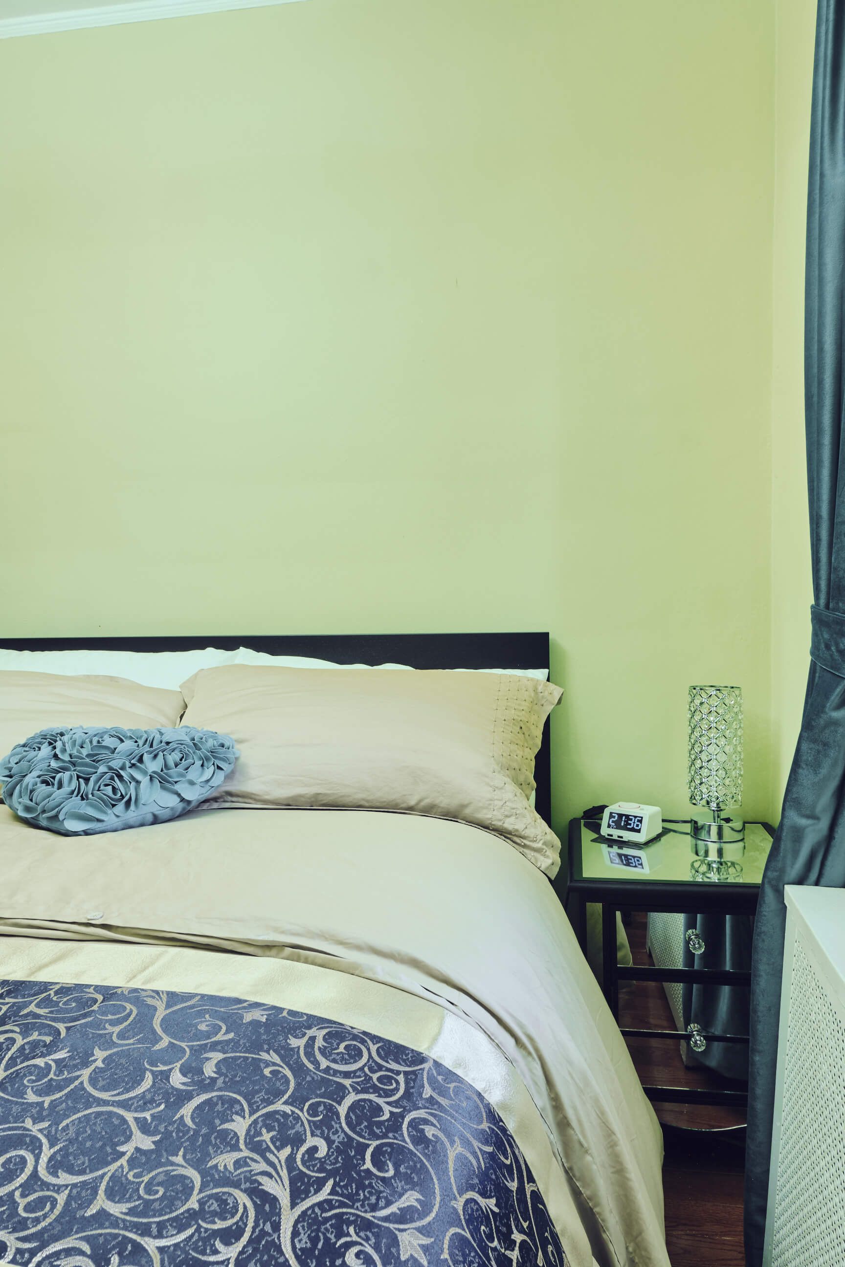 3204 77th St, East Elmhurst, NY 11370 - AirBnb - Real Estate - Interior Photography