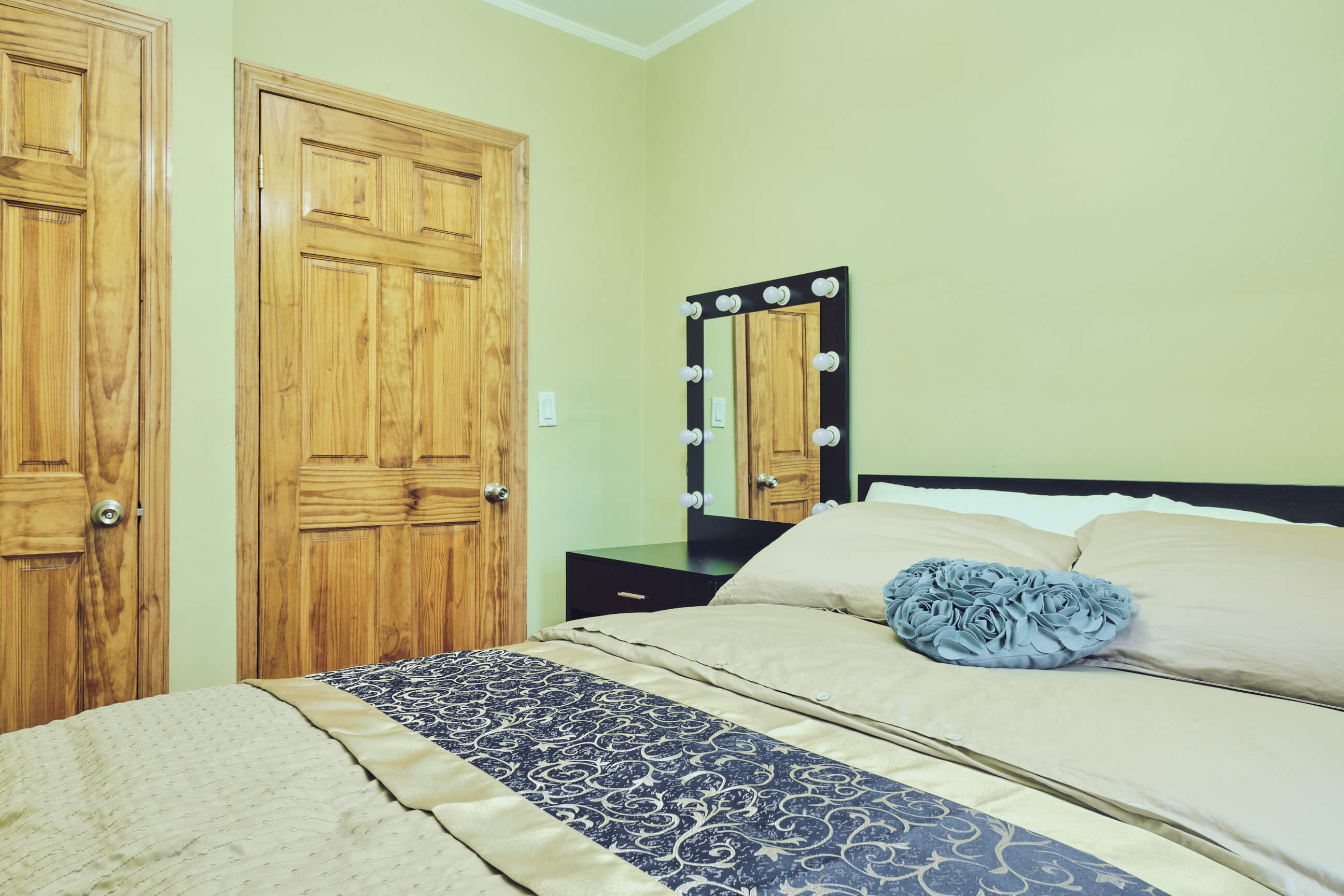 3204 77th St, East Elmhurst, NY 11370 - AirBnb - Real Estate - Interior Photography