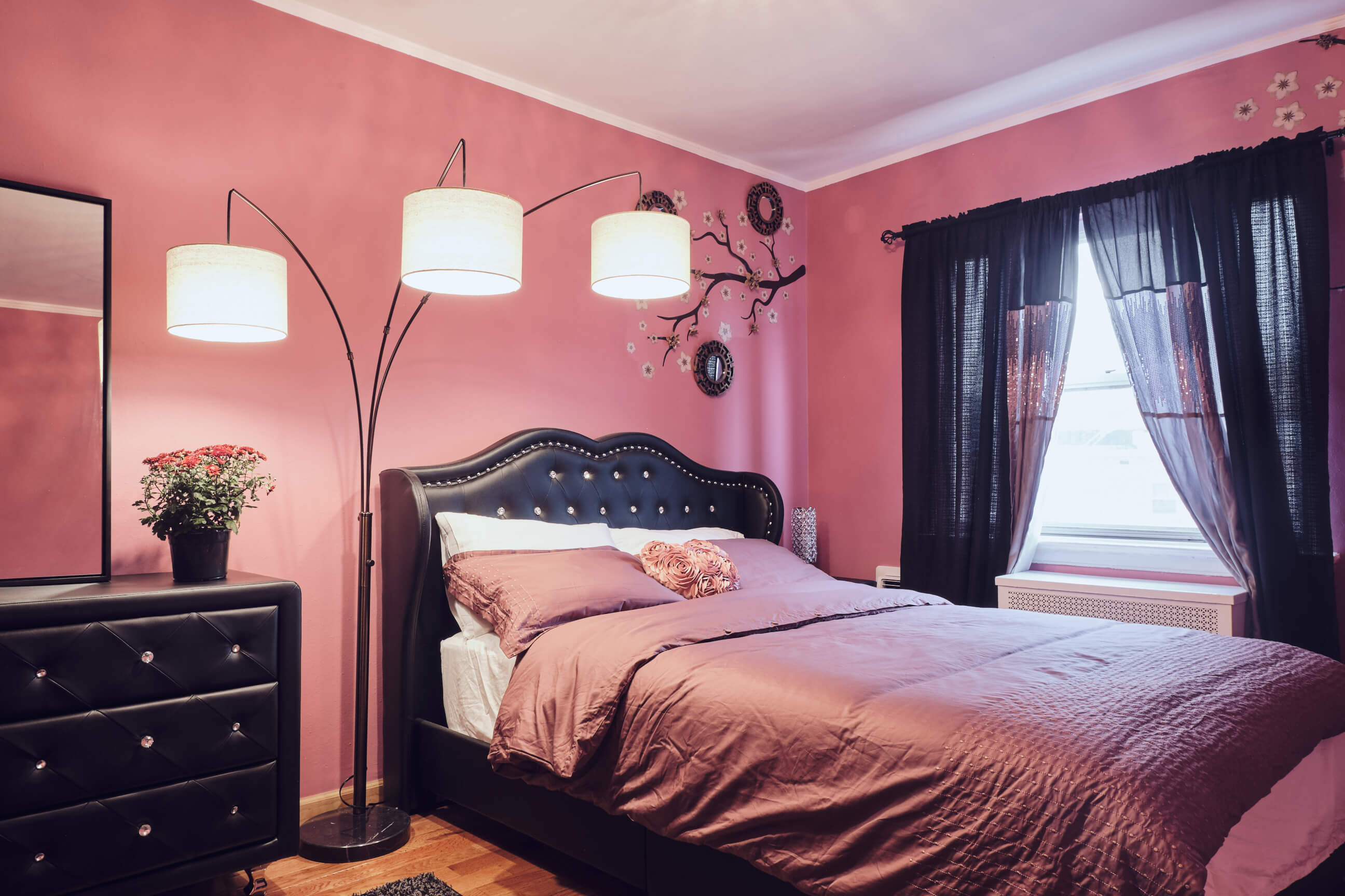 3204 77th St, East Elmhurst, NY 11370 - AirBnb - Real Estate - Interior Photography