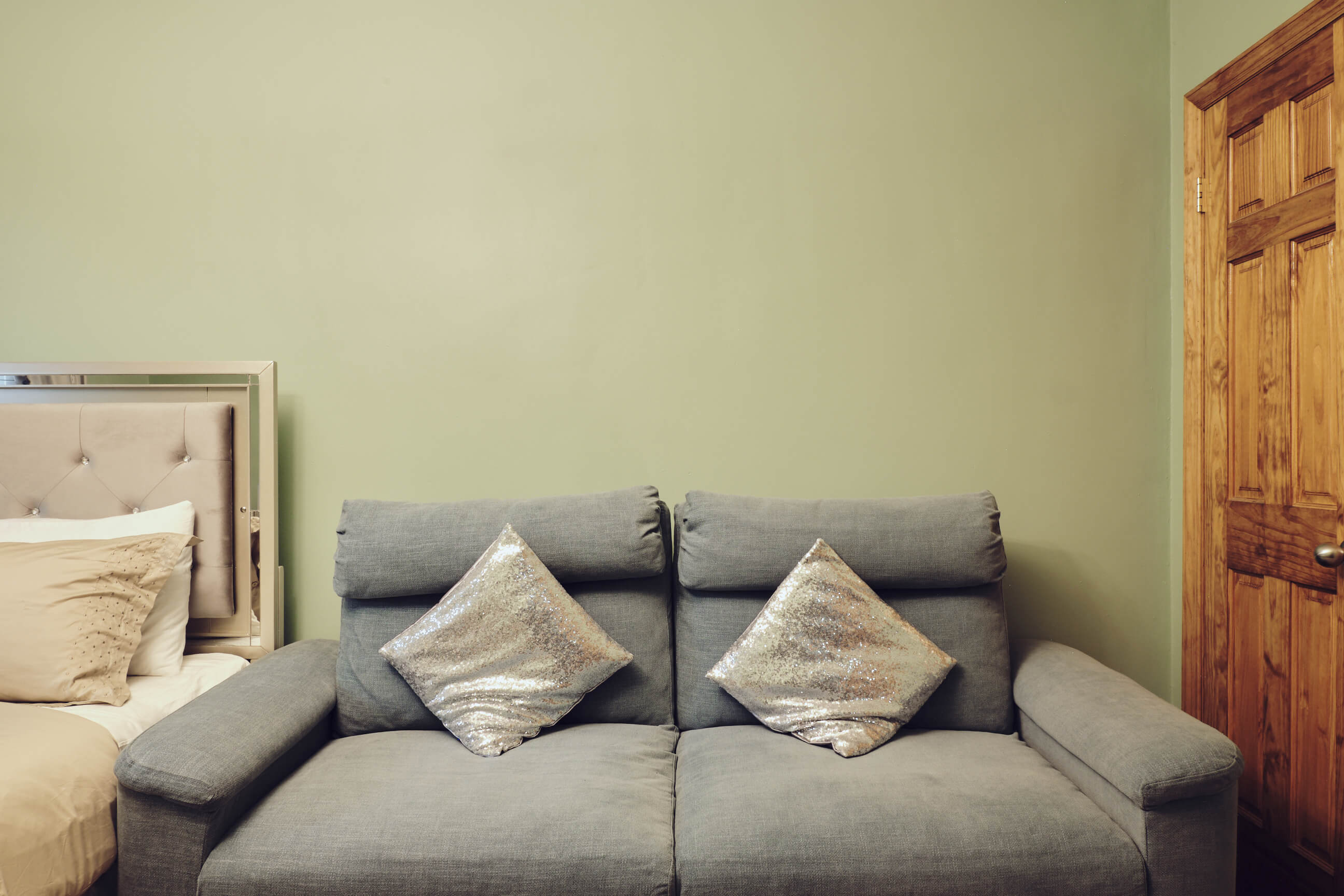 3204 77th St, East Elmhurst, NY 11370 - AirBnb - Real Estate - Interior Photography