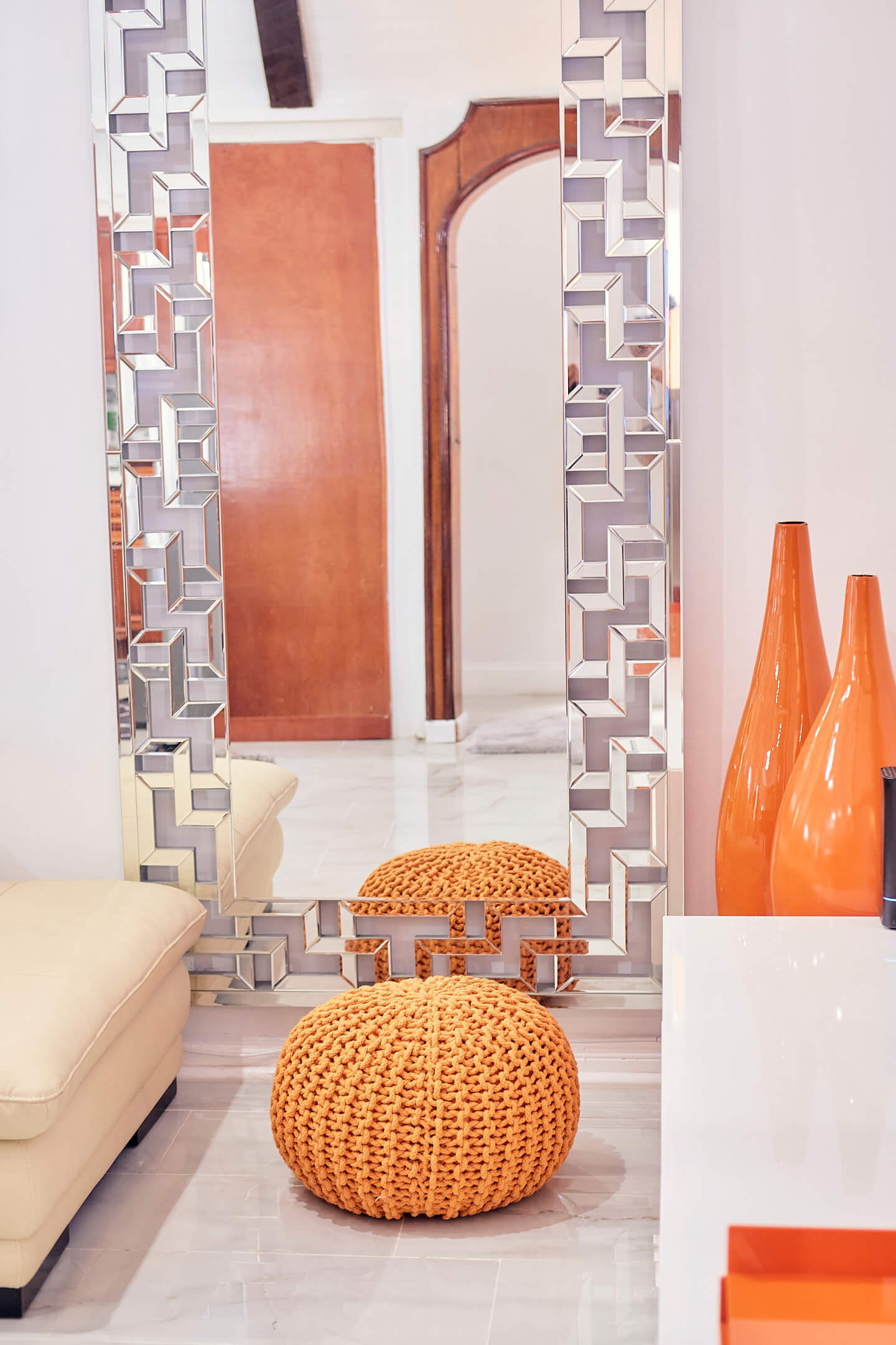 24-01 95th St, East Elmhurst, NY 11369 - Upper Level AirBnB