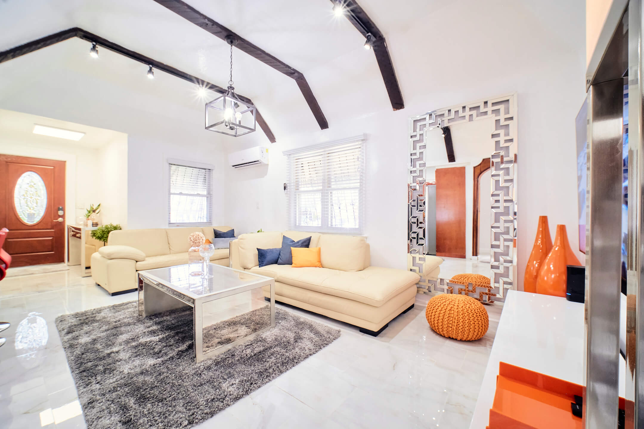 24-01 95th St, East Elmhurst, NY 11369 - Upper Level AirBnB