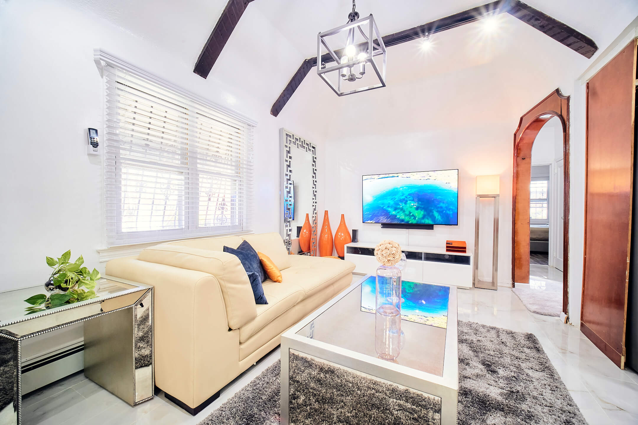 24-01 95th St, East Elmhurst, NY 11369 - Upper Level AirBnB