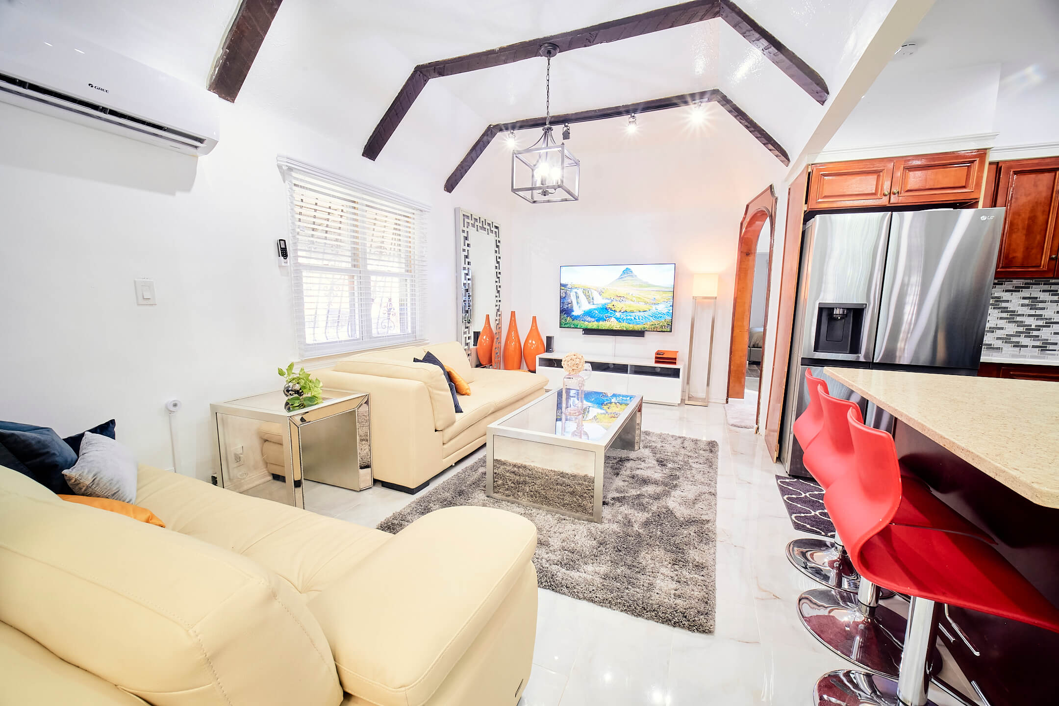 24-01 95th St, East Elmhurst, NY 11369 - Upper Level AirBnB